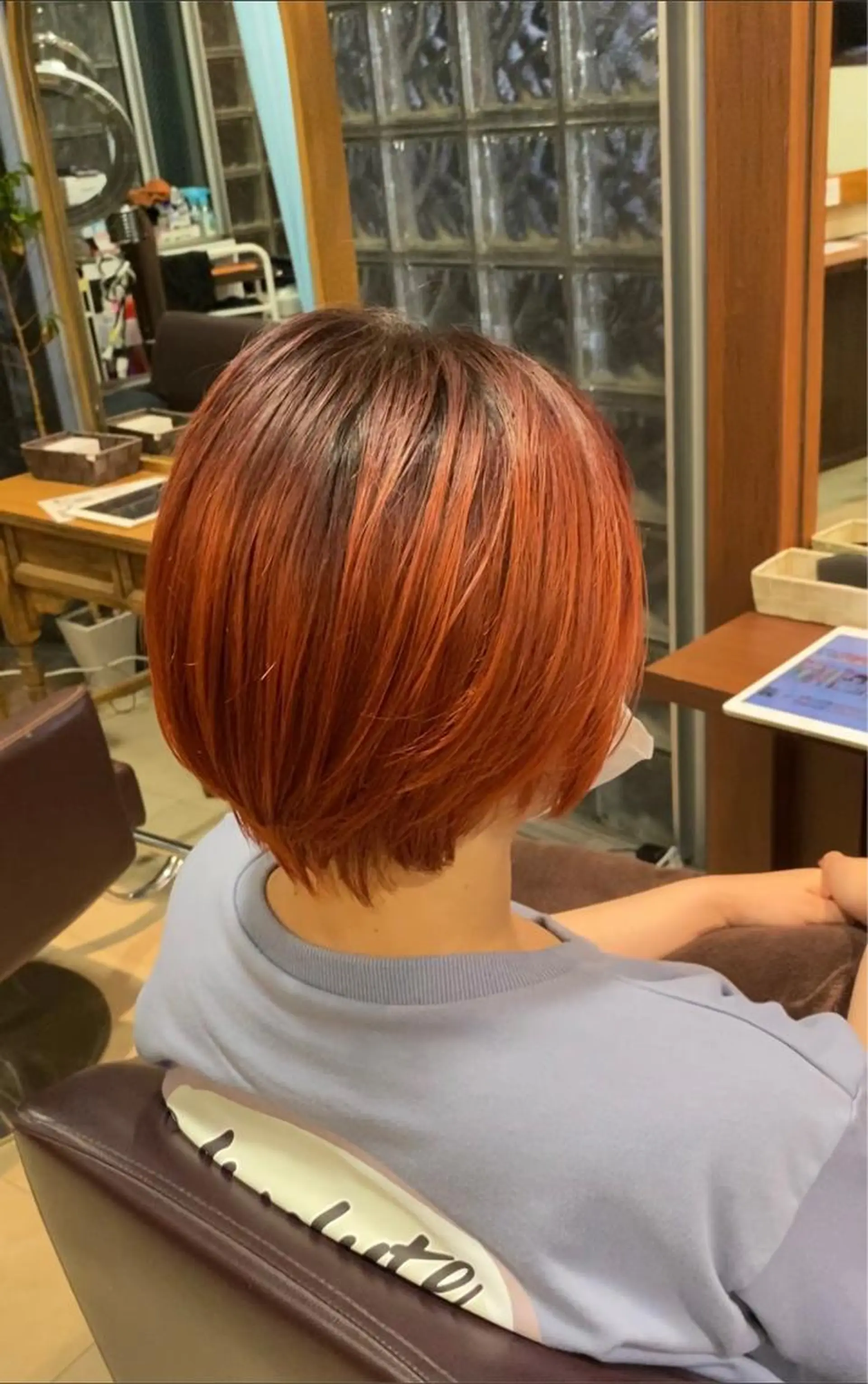 セミロング カラー 美容師歴18年 ALBA 齊藤のヘアスタイル