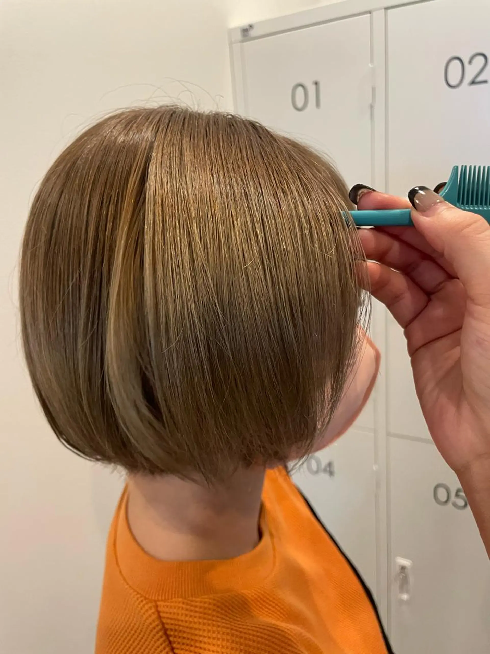 ショート カラー ミウラ サクラコのヘアスタイル