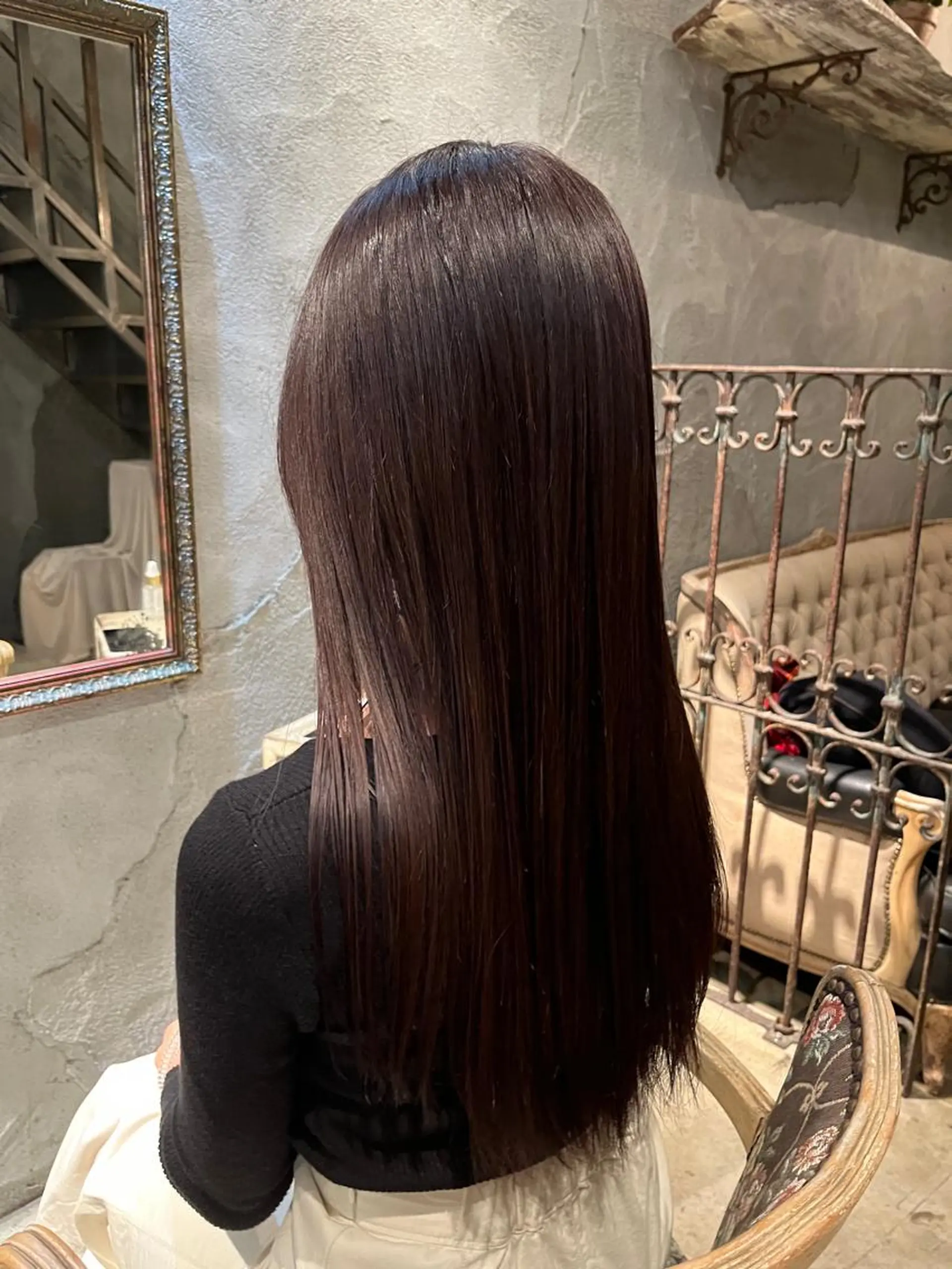 ロング カラー ナチュラルなヘア /ヨシダトモキのヘアスタイル