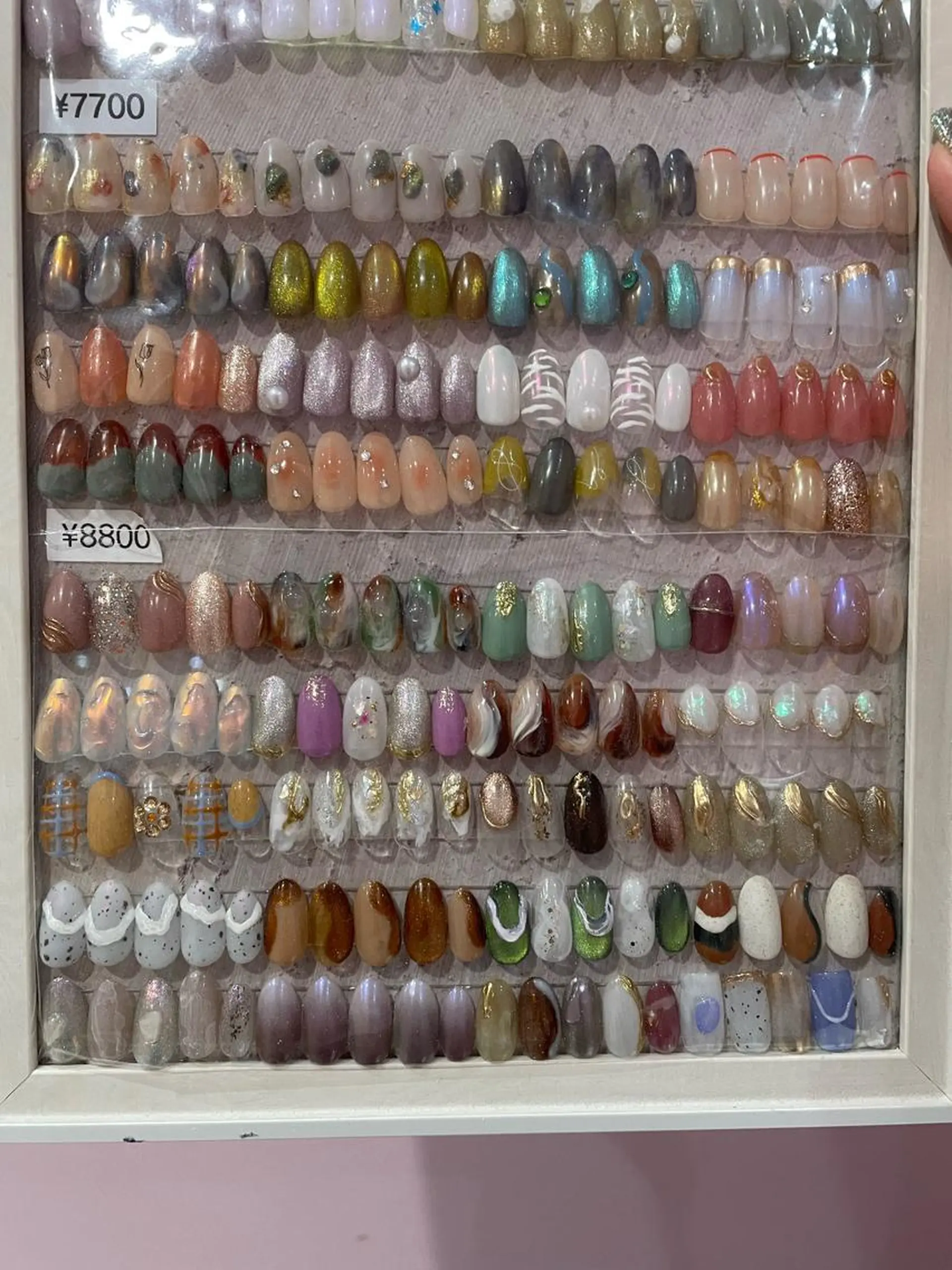 ネイル 山中 祥華の眉毛・アイブロウイメージ