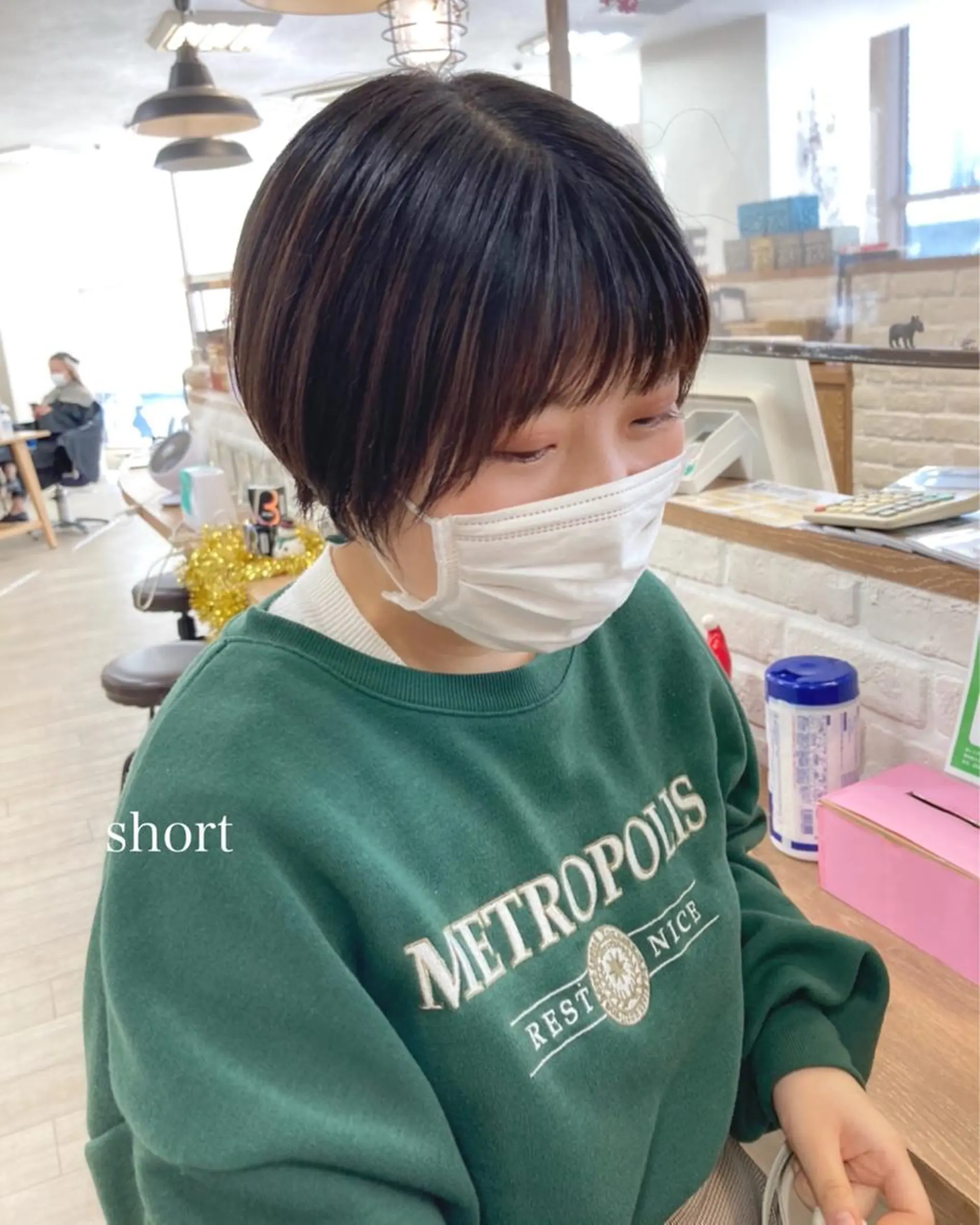 ショート 切りっぱなしボブ ショートボブ ハンサムショート 丸みショート ボブ カット トリートメント 初めてのショート お任せください✂️のヘアスタイル