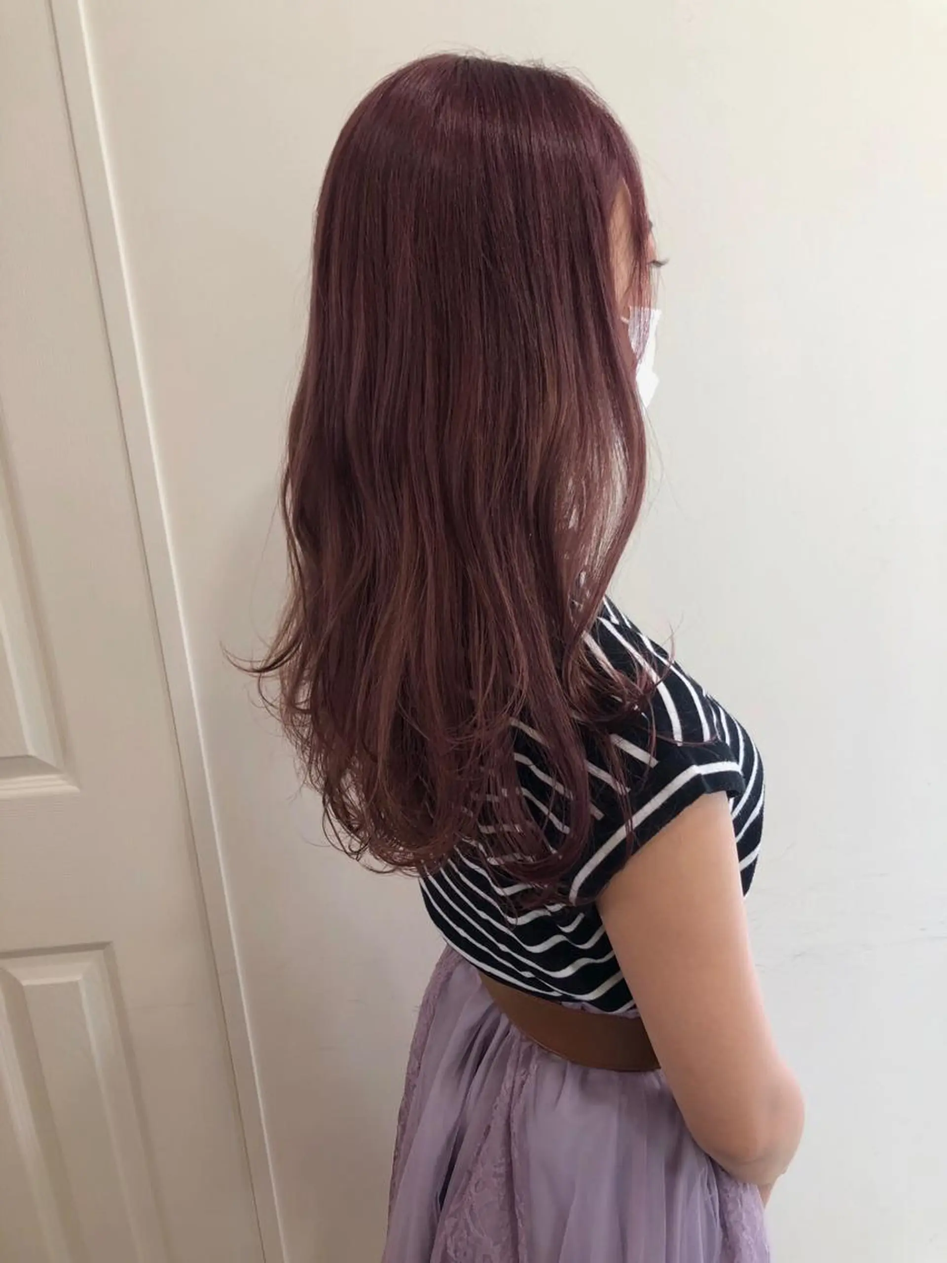 セミロング カラー ヘアカラー トリートメント MIOベージュカラー 柔らかいカラーのヘアスタイル