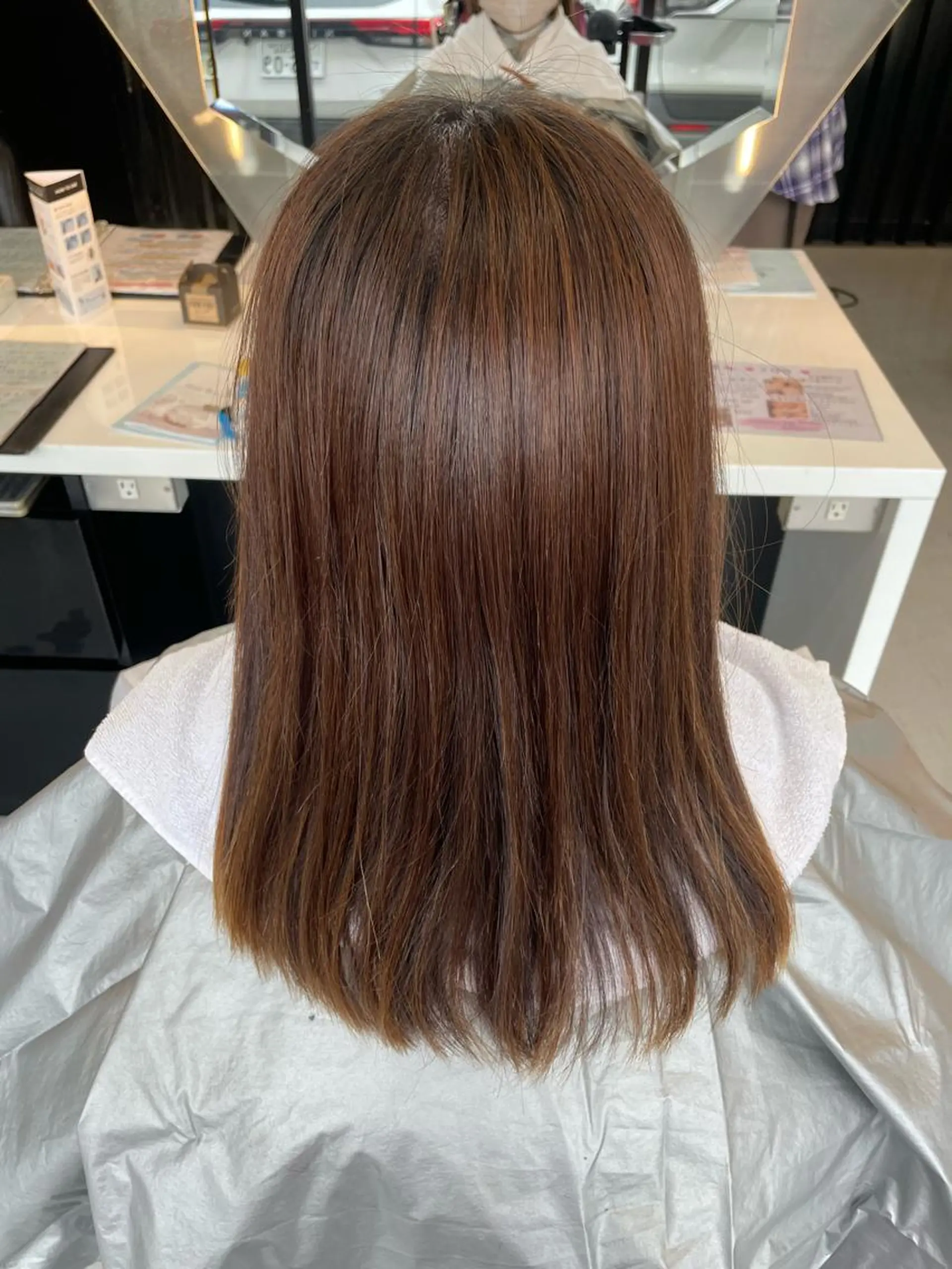 ロング カット ヘアカラー トリートメント 超透明感カラー🦋韓 国羽エクステ🪽🫧のヘアスタイル