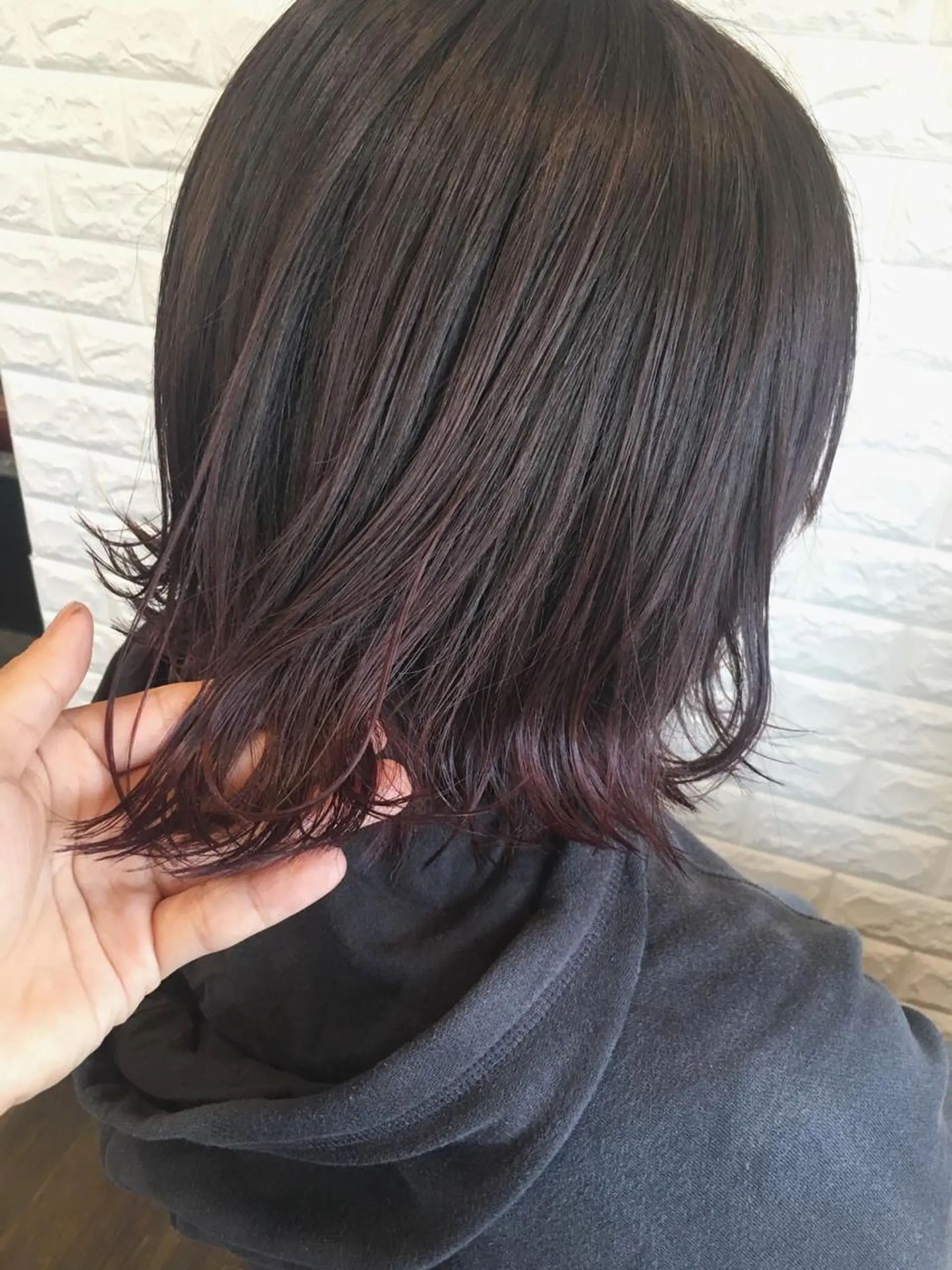 セミロング カラー ヘアアレンジ ブリーチ ハイトーンカラー ピンクカラー バイオレットカラー 🌿‬ ܸAir 透明感🌱西村知佳のヘアスタイル