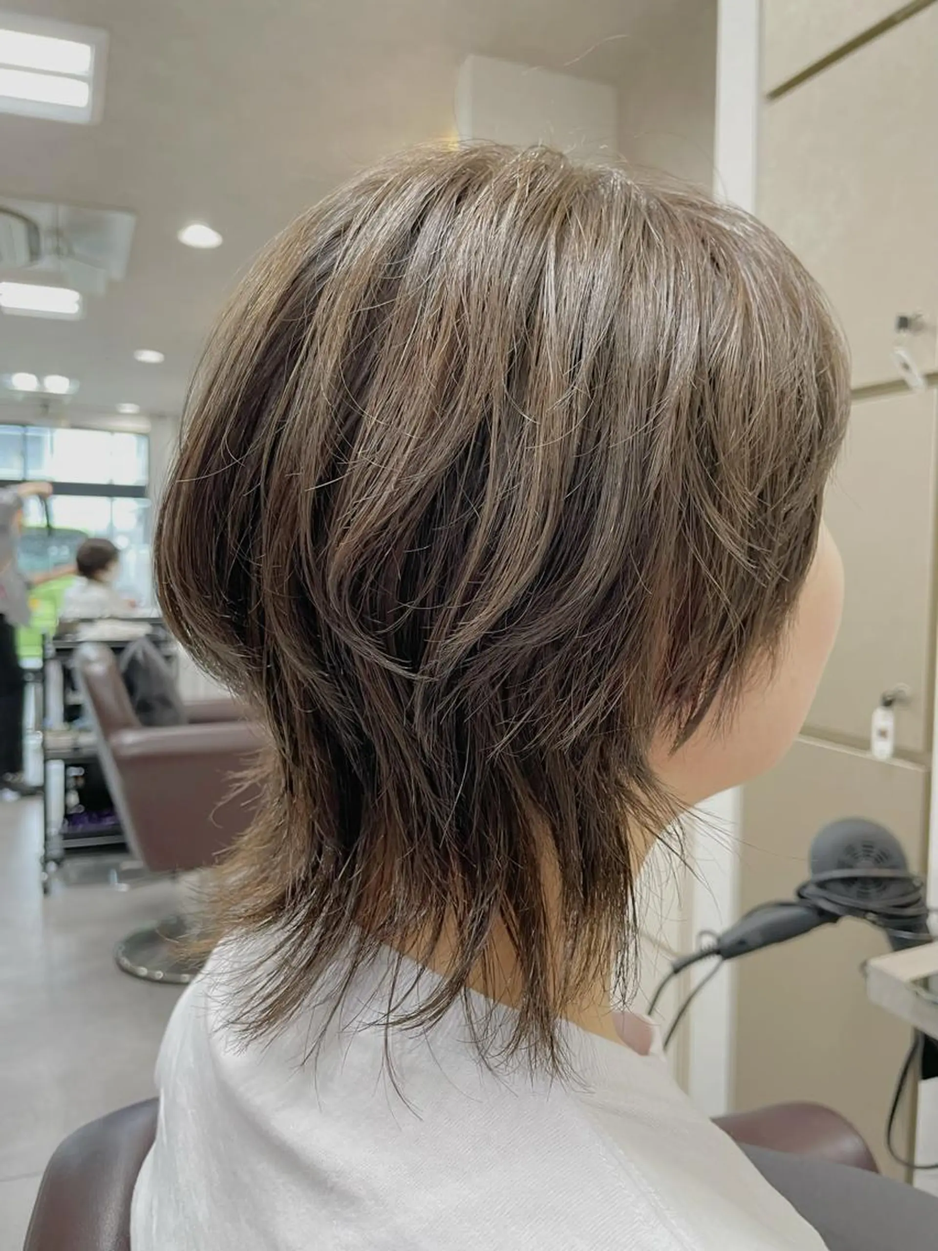 ミディアム カラー ベージュカラー ミルクティーベージュ 💎韓国カラー Giness坂下巧のヘアスタイル