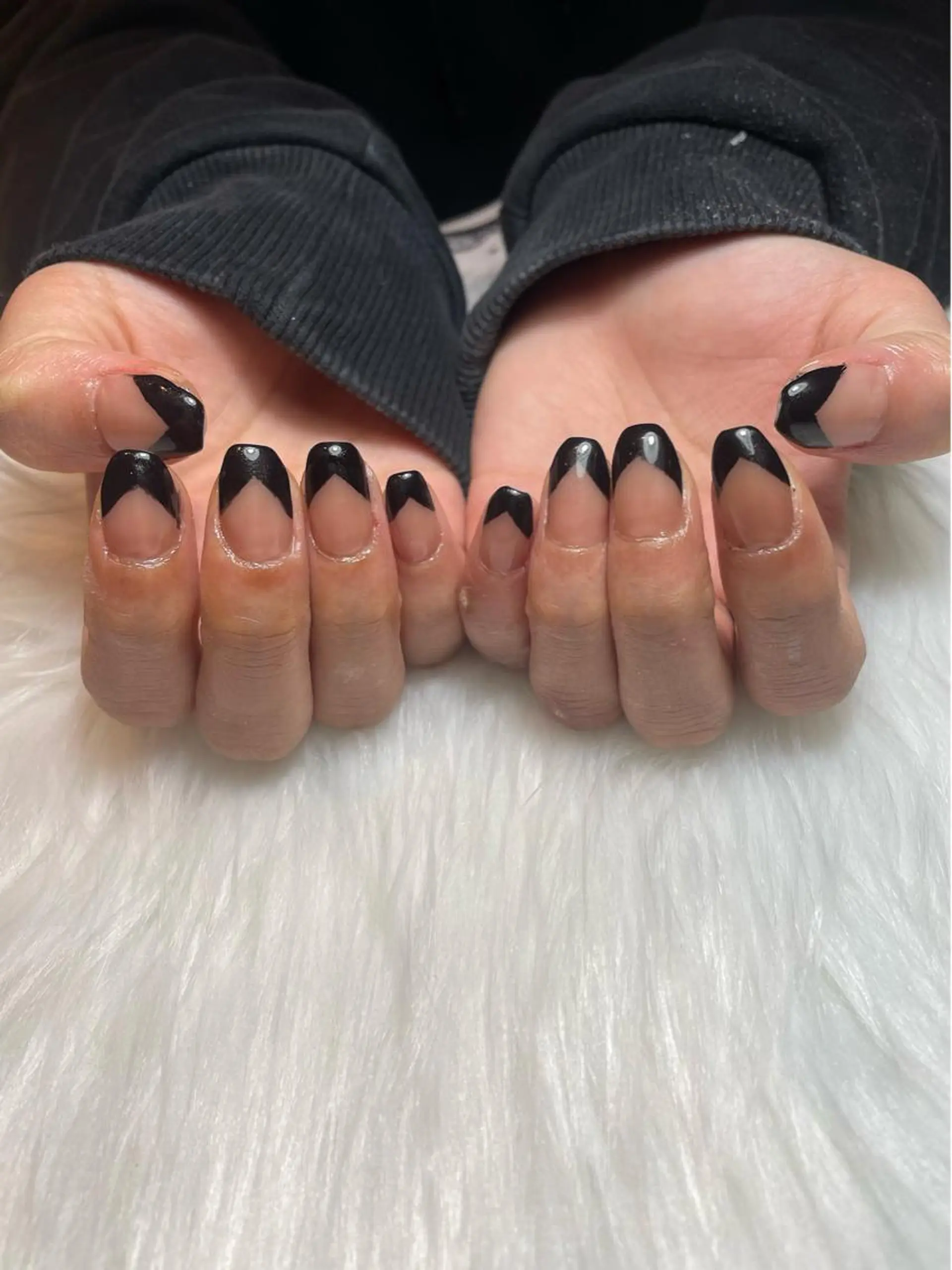 ネイル フレンチネイル 大袋駅東口徒歩2分 alivioのネイルデザイン