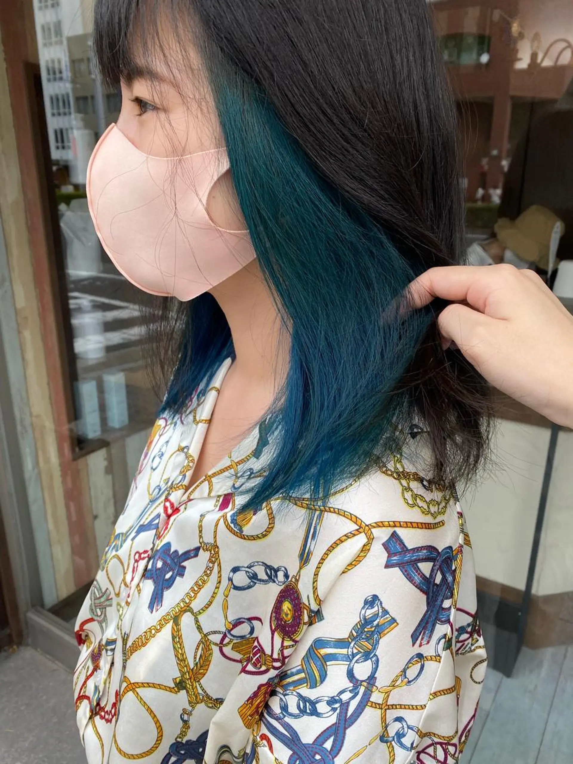 ミディアム カラー ブルーカラー イチカワ ミオ/ minim hairのヘアスタイル