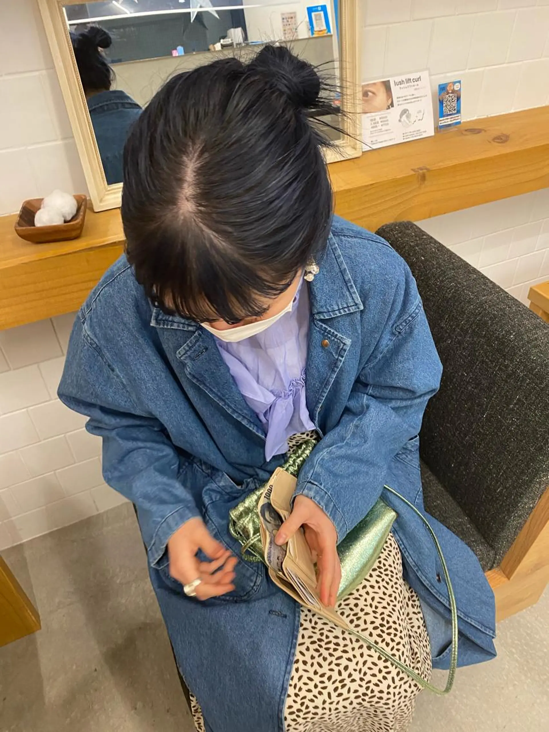 ミディアム カラー ヘアアレンジ ブルーカラー ネイビーカラー 、 、のヘアスタイル