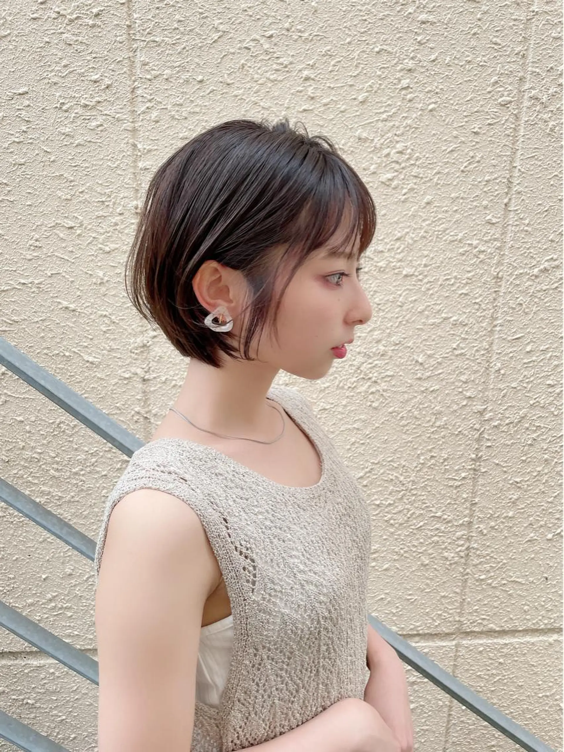 ミディアム ボブ 髪質改善 韓国風ヘア シースルーバング 小顔カット カット ヘアカラー トリートメント 🌹ハッシュカット、 レイヤー韓国ヘア🌹のヘアスタイル