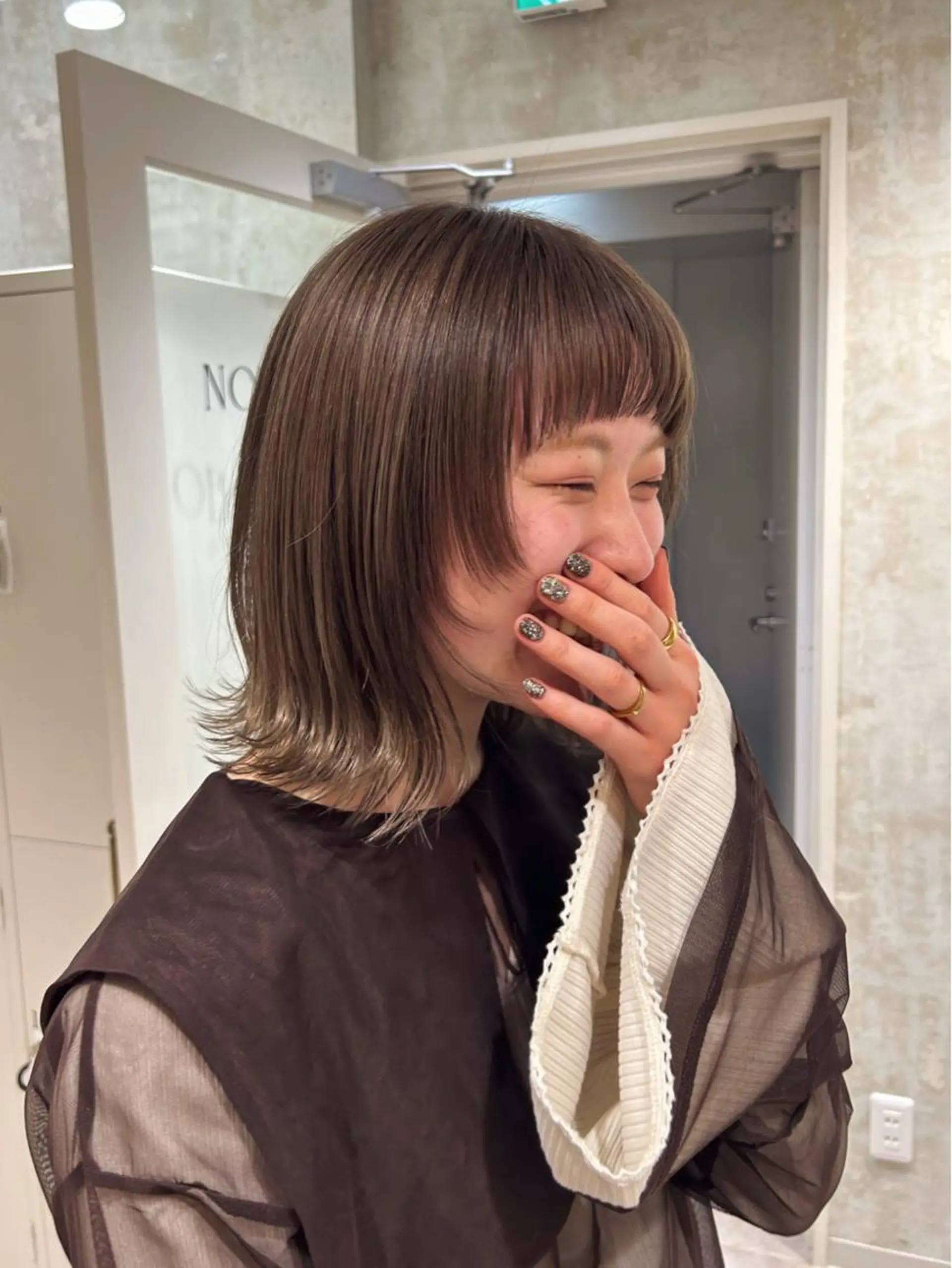 カラー ベージュカラー 小野 明日香のヘアスタイル