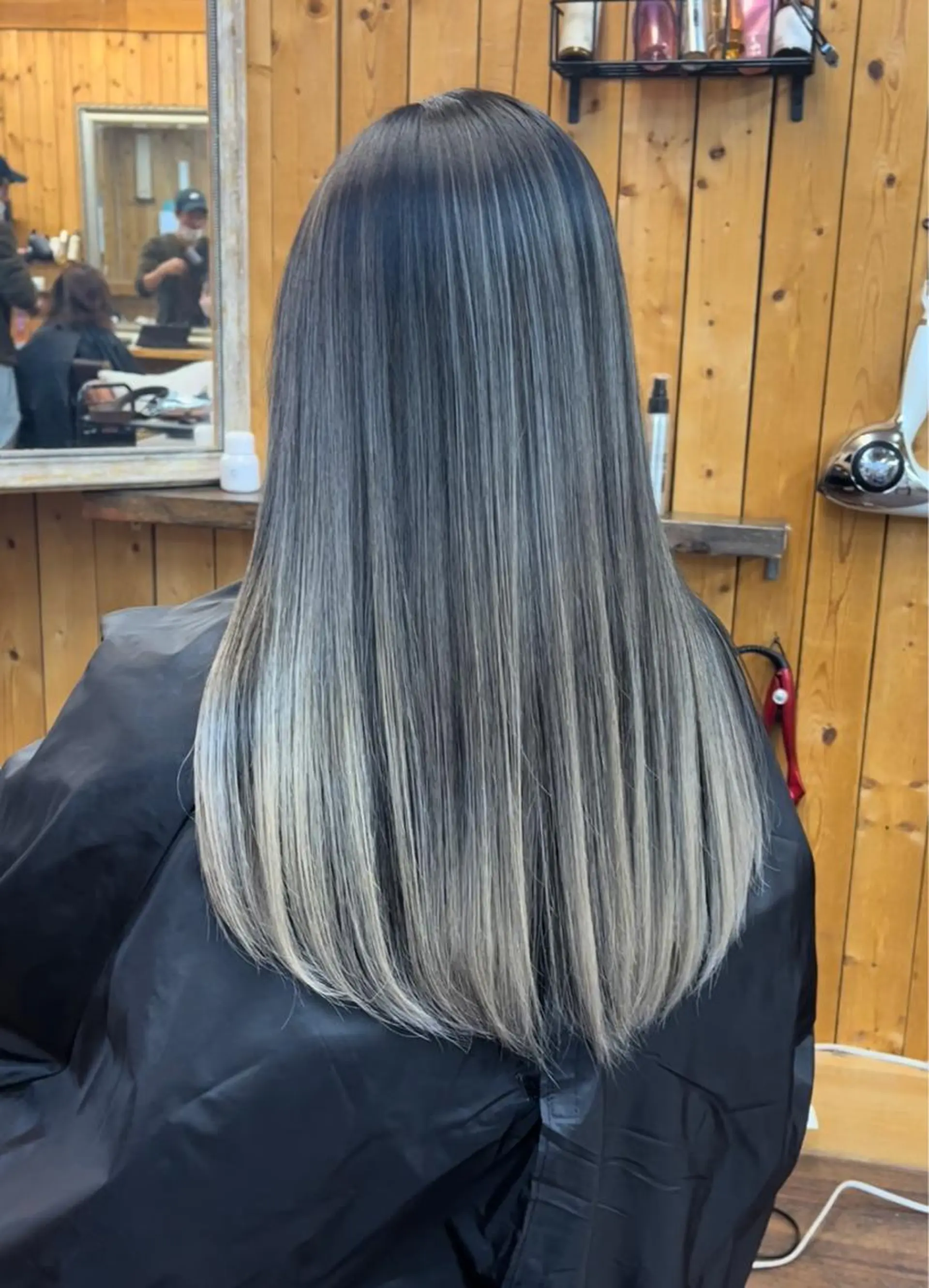 ロング カラー 外国人風カラー カット ヘアカラー トリートメント さいとう つかさのヘアスタイル