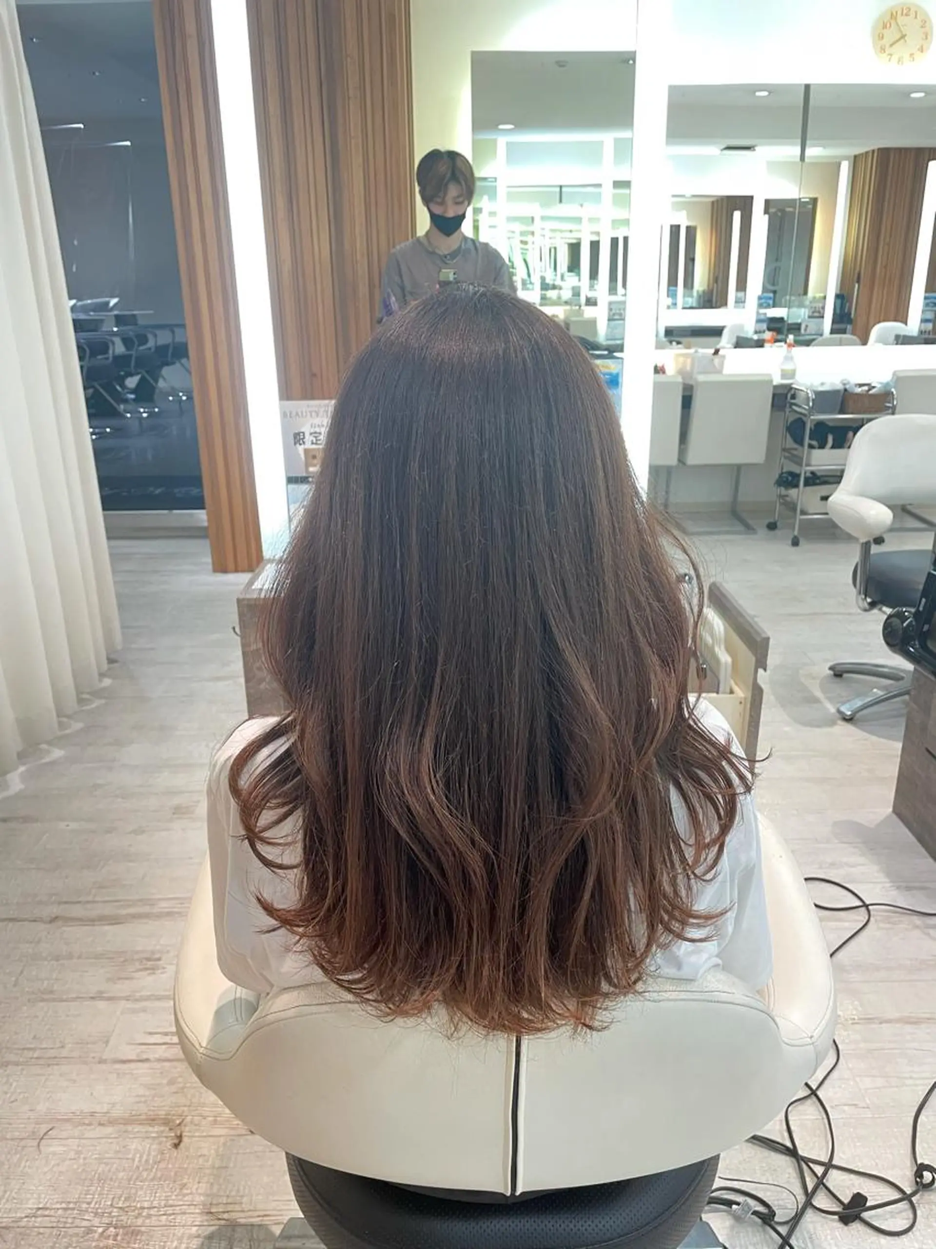 セミロング カラー 淡路上新庄/髪質改善 .艶カラー/野口春貴のヘアスタイル