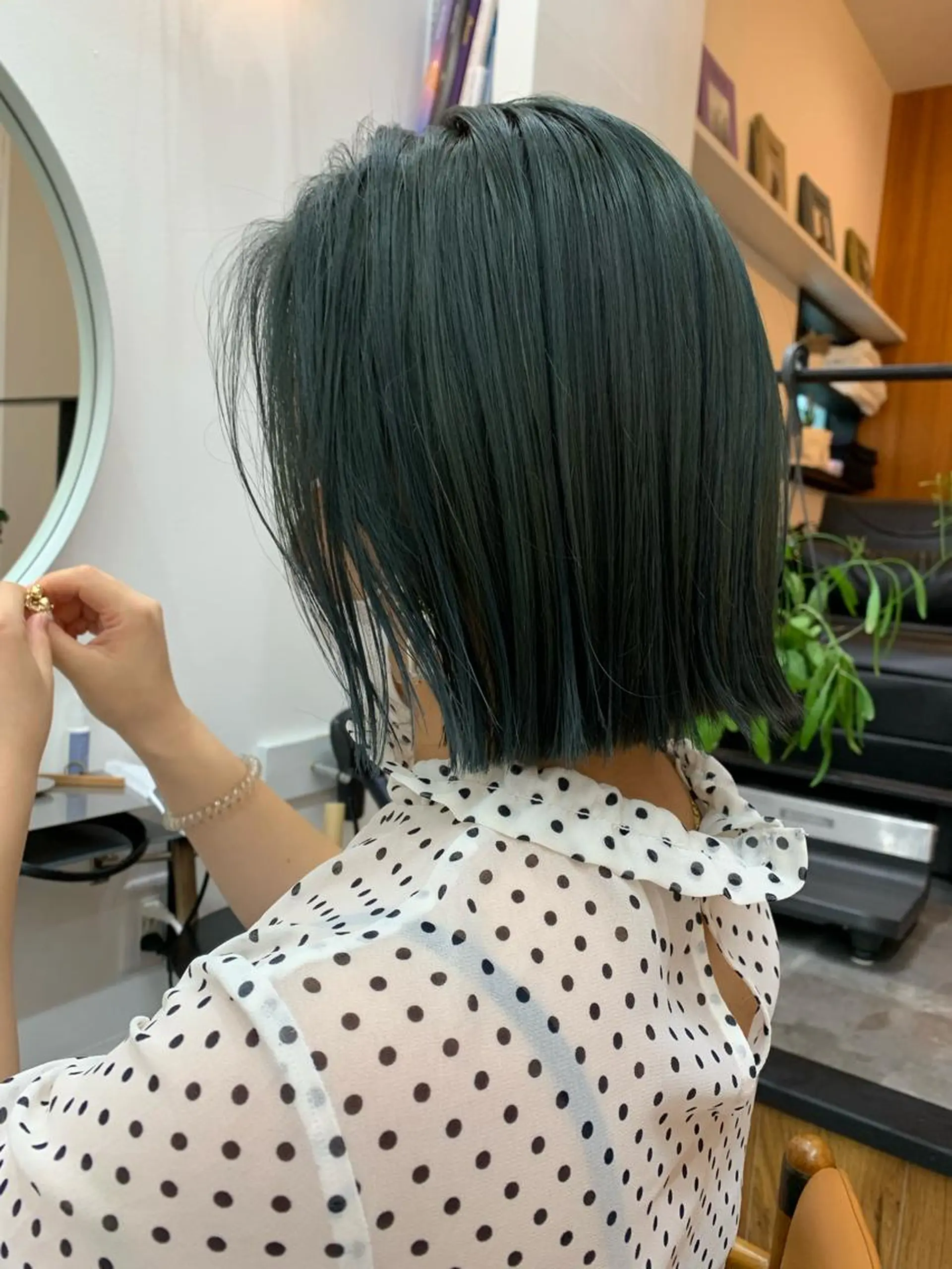 ミディアム カラー ミディアムパーマ ブリーチ ケアブリーチ ハイトーンカラー ダウンパーマ 【sity.ザイク】のヘアスタイル