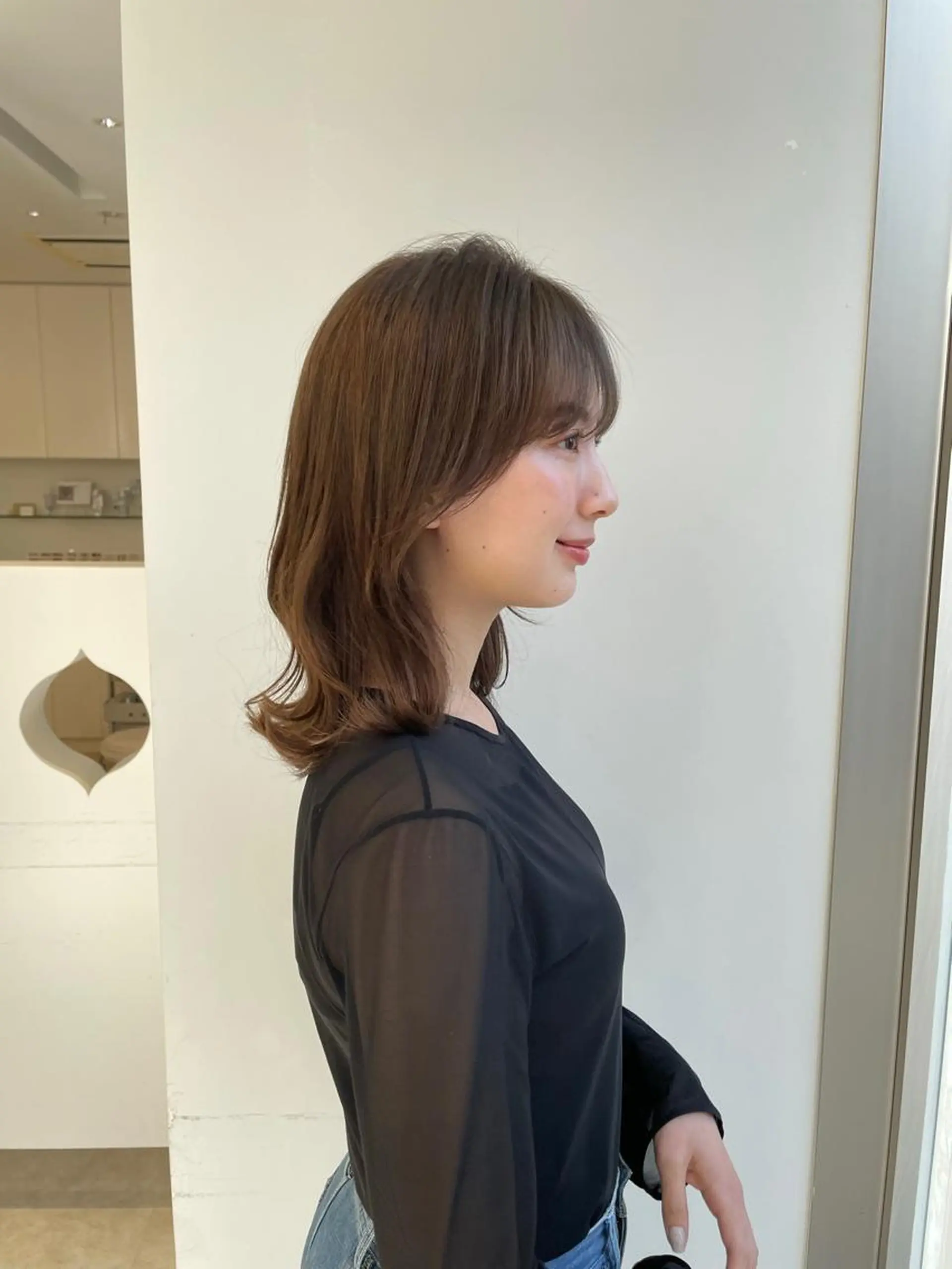 ミディアム くびれヘア シースルーバング fifth天神/末廣 和也のヘアスタイル