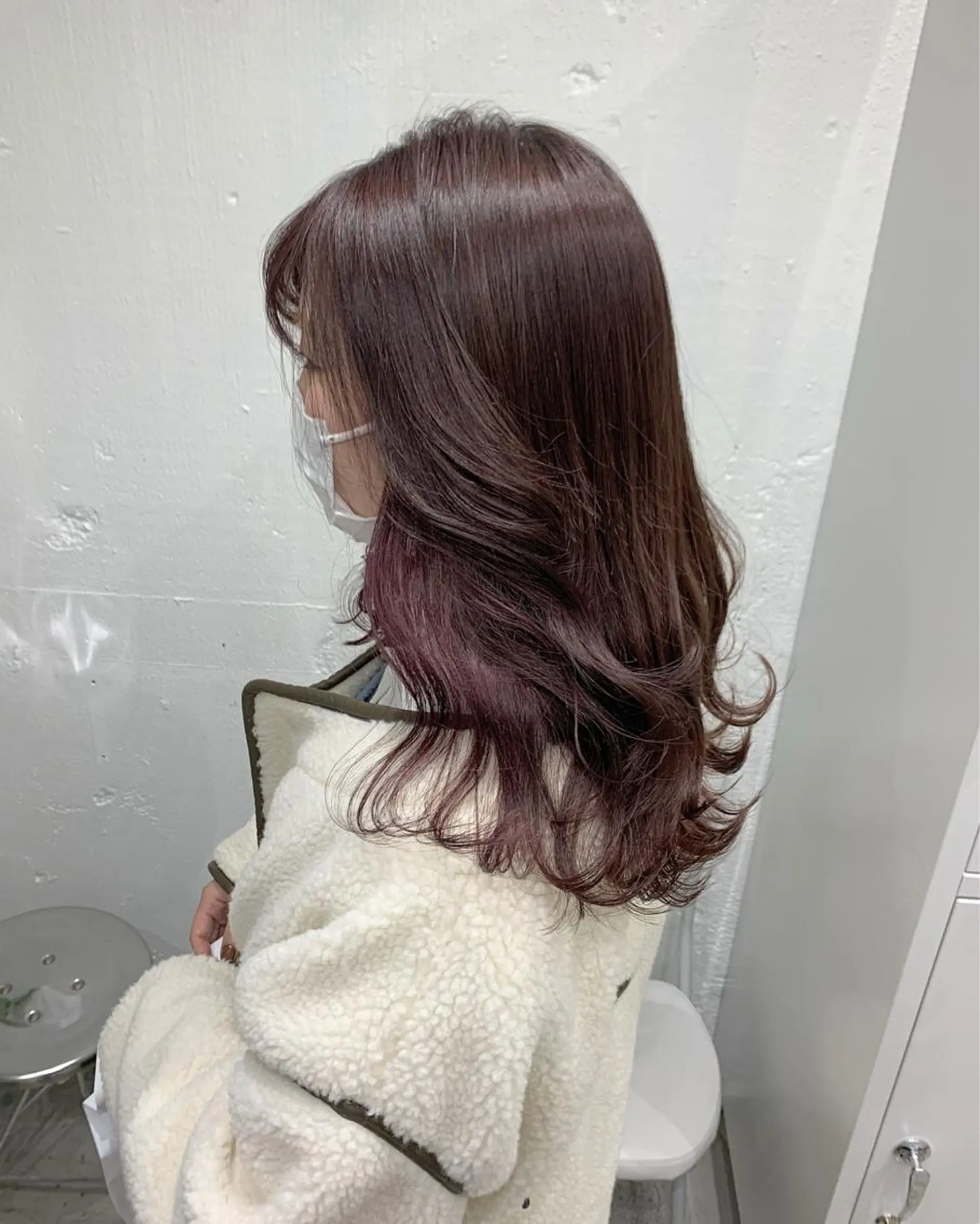 ミディアム カラー ヘアアレンジ SALOWIN原宿ash店所属・憧れの艶ハイトーンへ 🐈サイサキのヘアスタイル