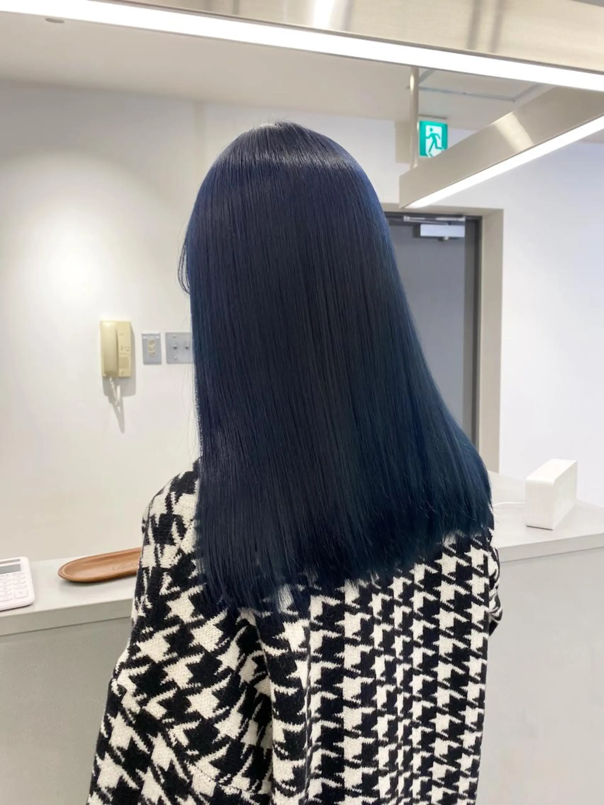 セミロング 韓国風ヘア ヘアカラー ハイトーン特化サロン 🍑momo🍑のヘアスタイル