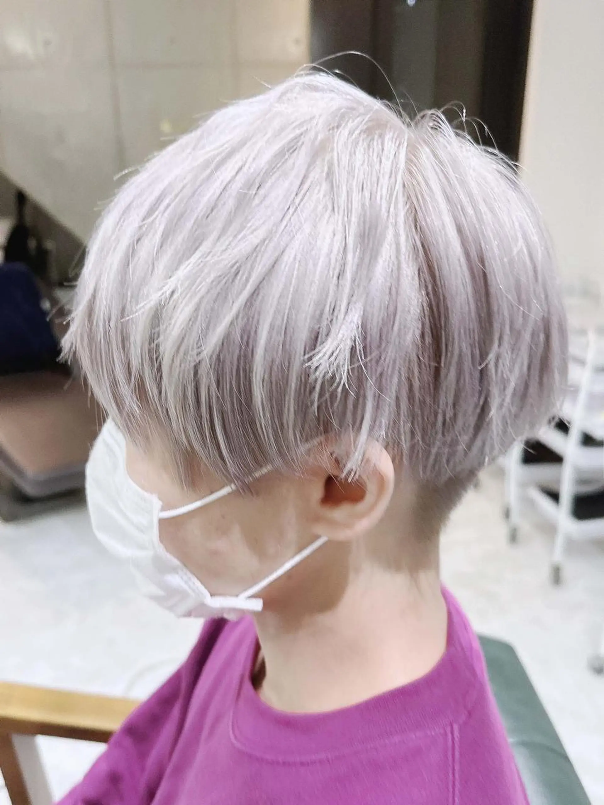 ショート カラー ヘアアレンジ メンズ メンズブリーチ メンズ韓国風 韓国マッシュ マッシュ ツーブロック 𝐑𝐈𝐍𝐊𝐀 🐷🖤のヘアスタイル