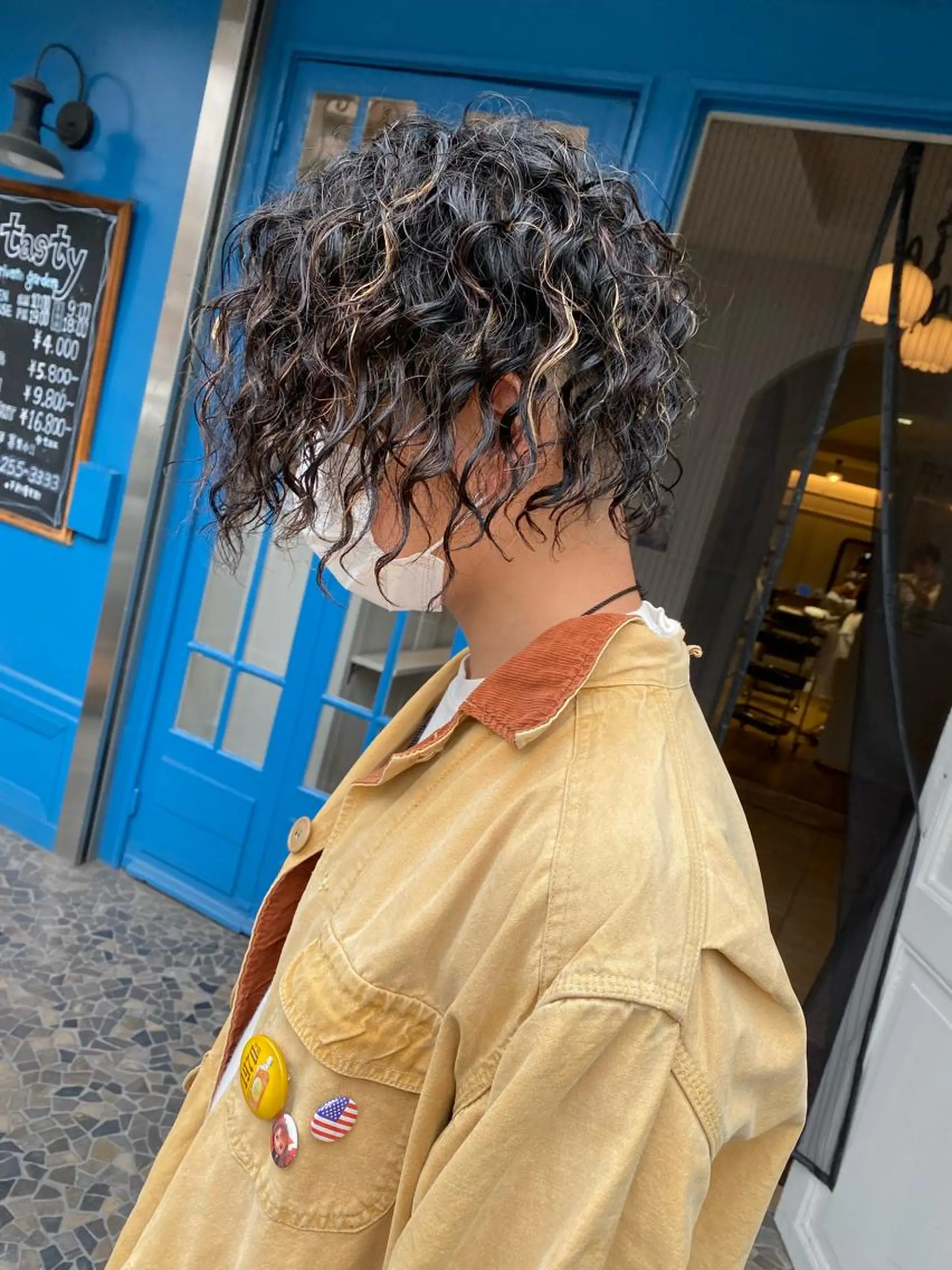 ミディアム パーマ メンズ ミディアムパーマ メンズパーマ スパイラルパーマ パーマ 🇨🇦海外美容師 FUMA🇨🇦のヘアスタイル