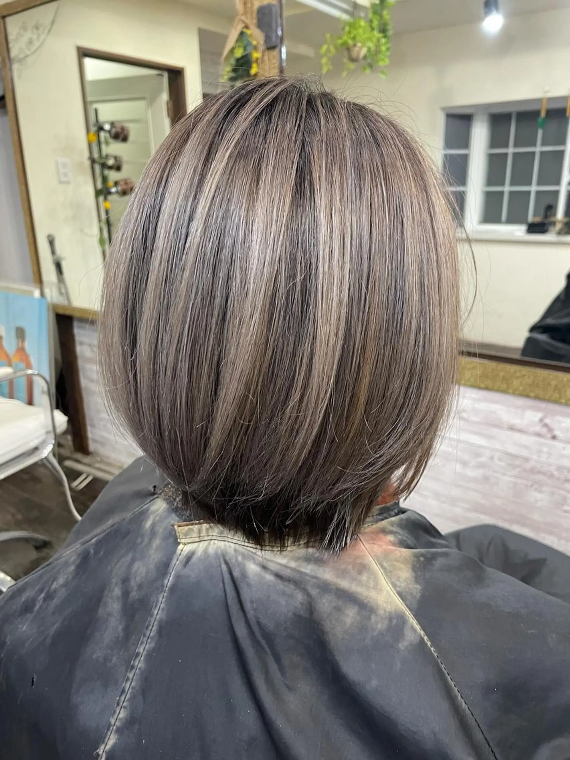 ショート カラー 渡辺 健太のヘアスタイル