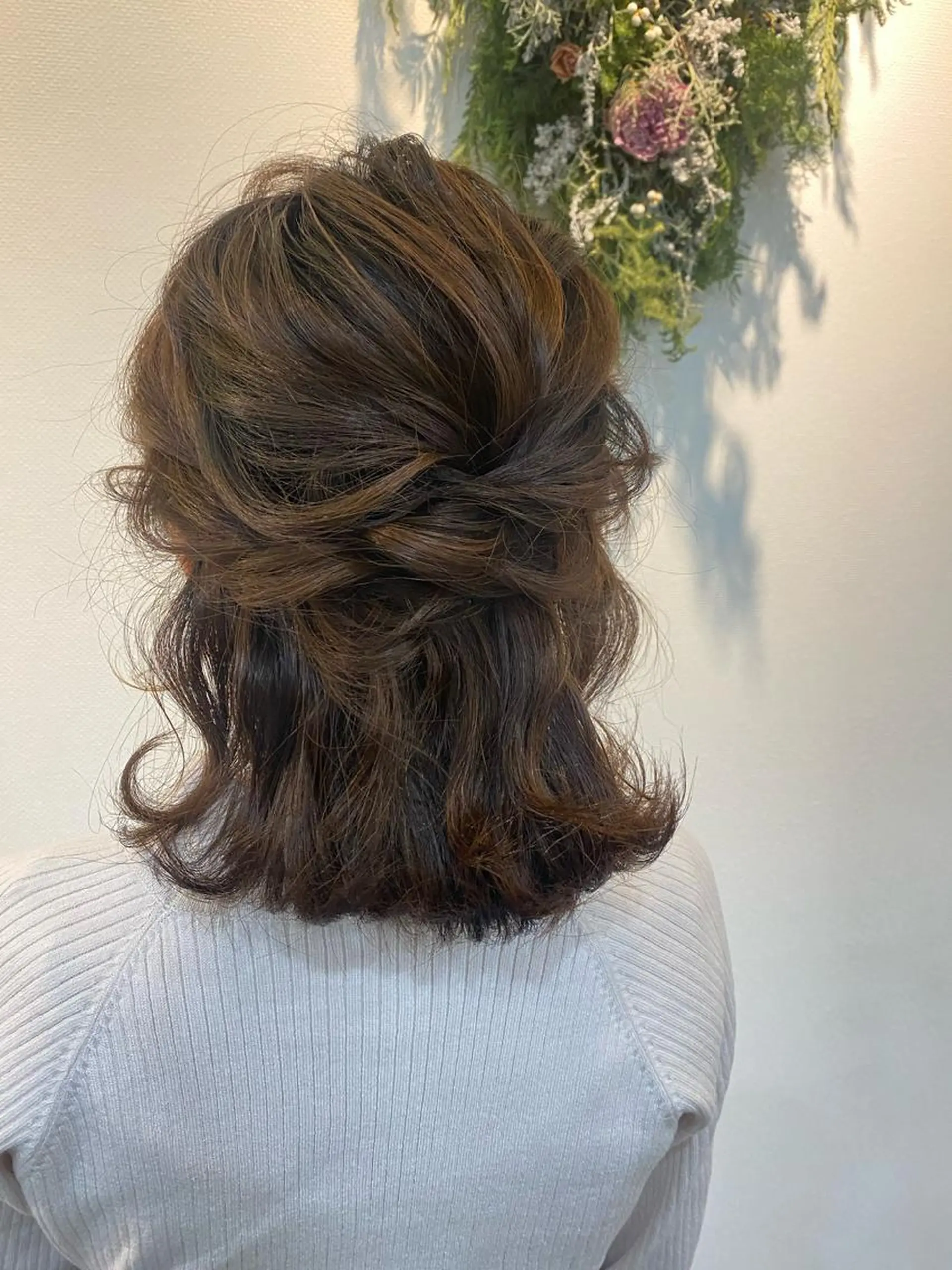 ミディアム ヘアアレンジ ハーフアップ ブリーチなしベージュ /ヘアセット/ミユのヘアスタイル