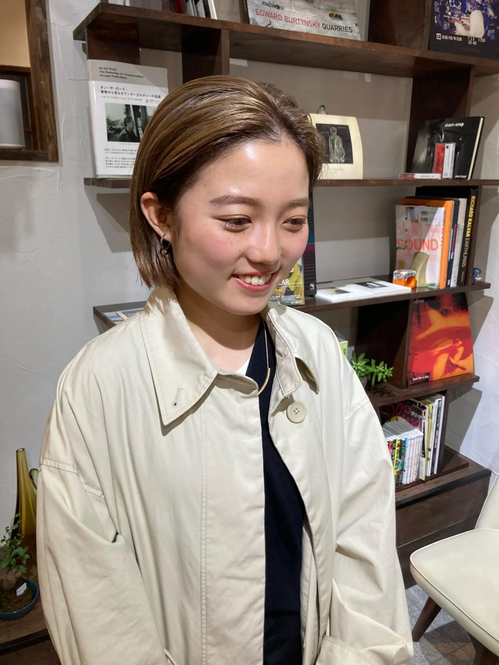 ショート 金田 夏野のヘアスタイル