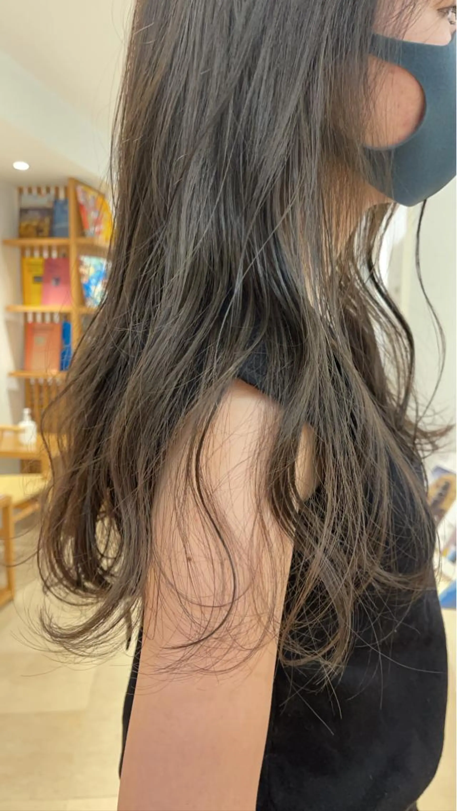 ロング カラー 小林 瑚白のヘアスタイル