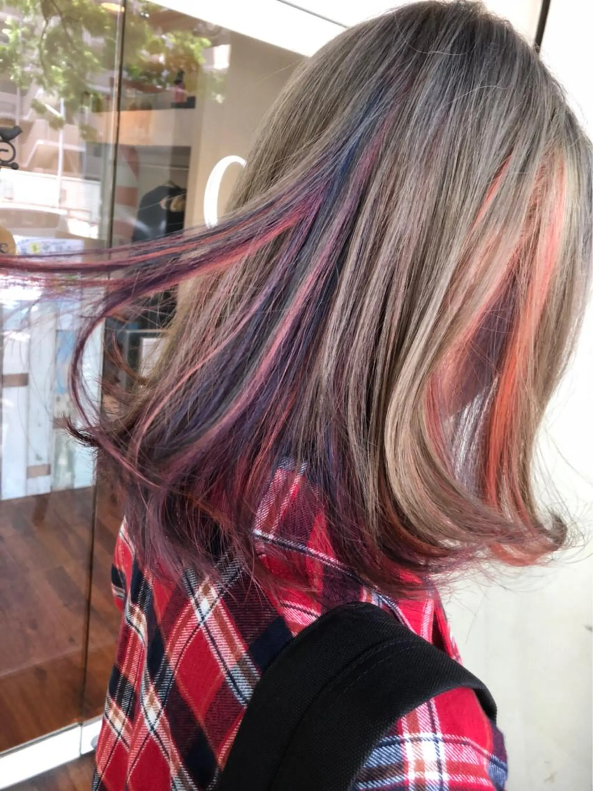 ミディアム カラー 高野 真弥のヘアスタイル