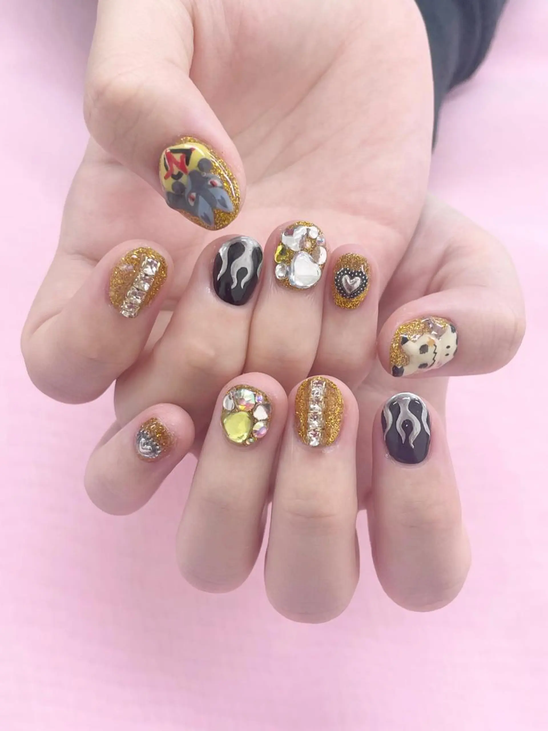 ネイル 五十嵐 美智のネイルデザイン