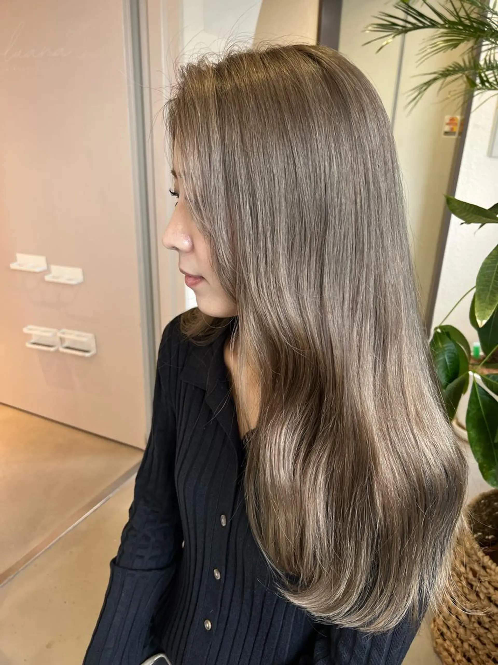 ロング ココルアナ 豊中美容室のヘアスタイル