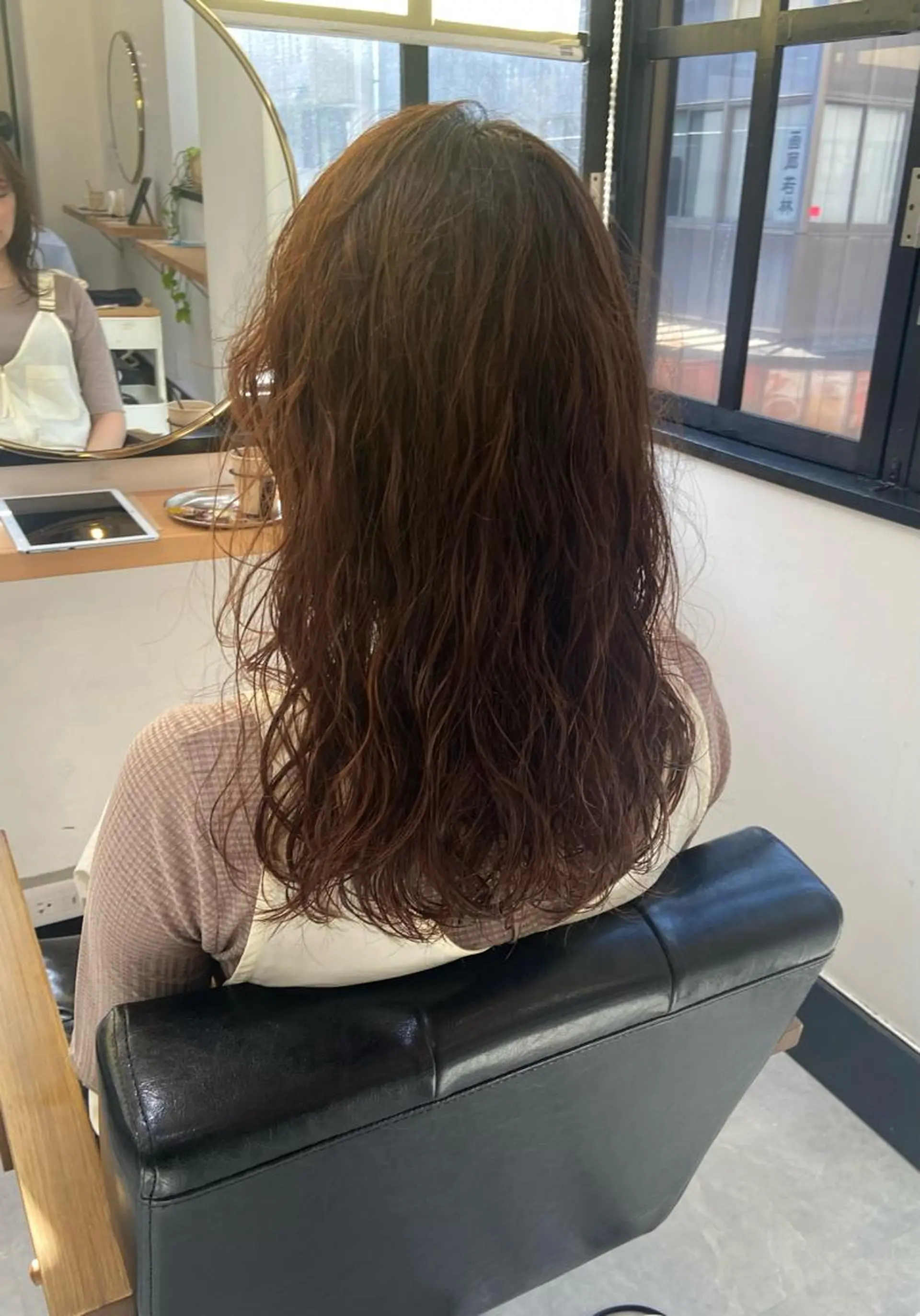 セミロング パーマ 田中 あやなのヘアスタイル