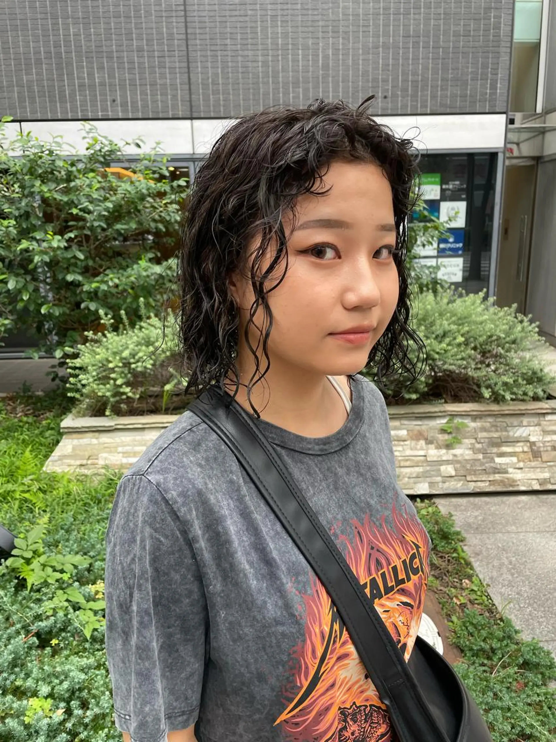 ミディアム カラー パーマ ヘアアレンジ メンズ キッズ ネイル マツエク・マツパ アイブロウ ミディアムパーマ メンズパーマ スパイラルパーマ カット パーマ トリートメント tatsumi/ボブ ウルフ/レイヤーのヘアスタイル