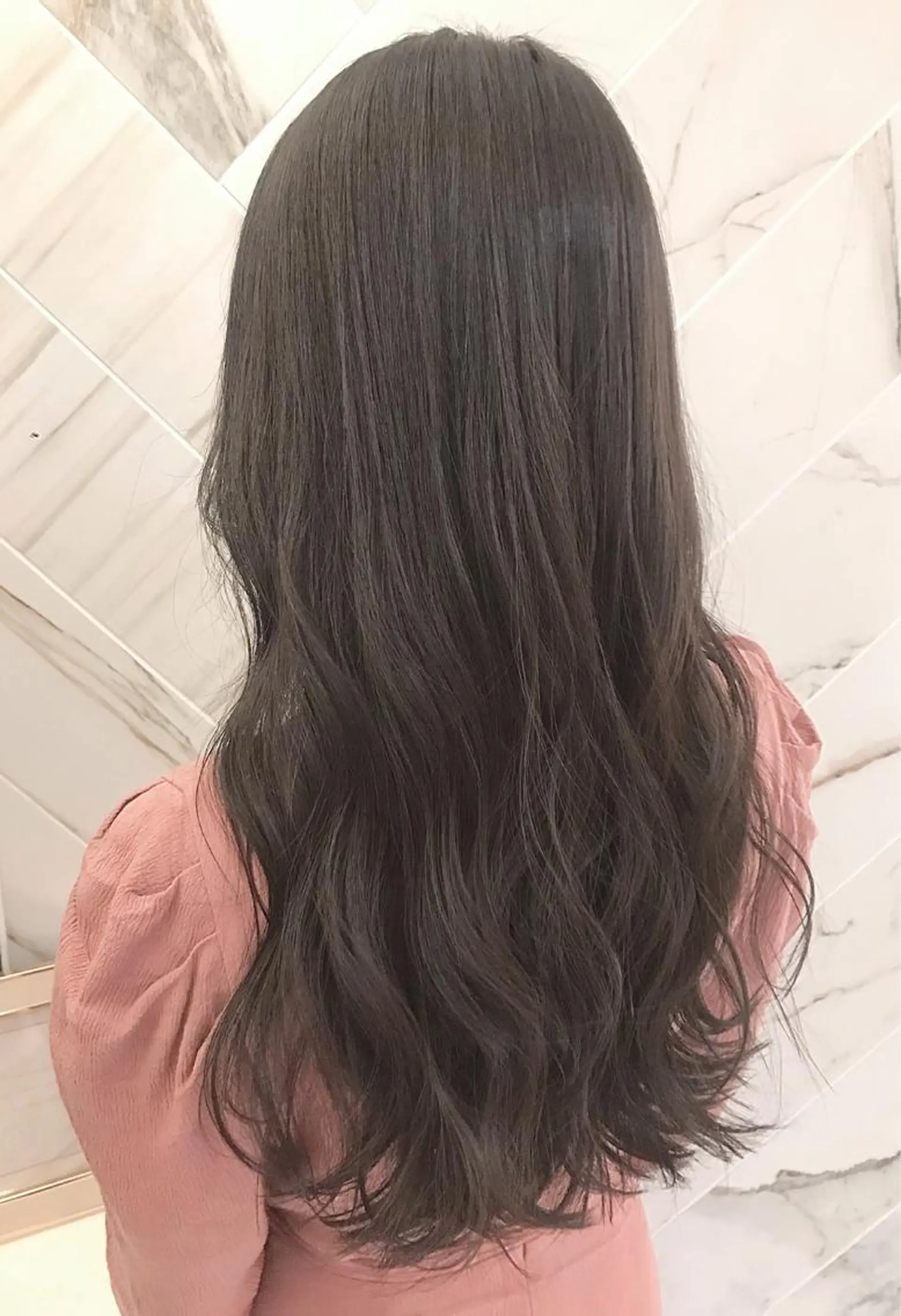 ロング カラー アクアカラー ブルーカラー ブルージュ 髪質改善 トリートメント KANOI 銀座中央通り所属・上條 航平のヘアスタイル