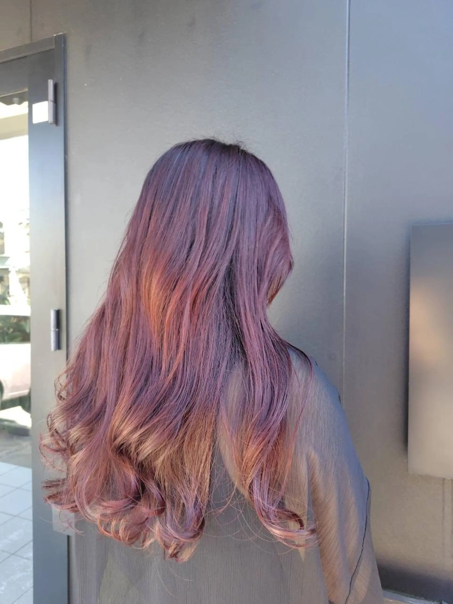 ロング カシスピンクカラー/ ヤマノのヘアスタイル