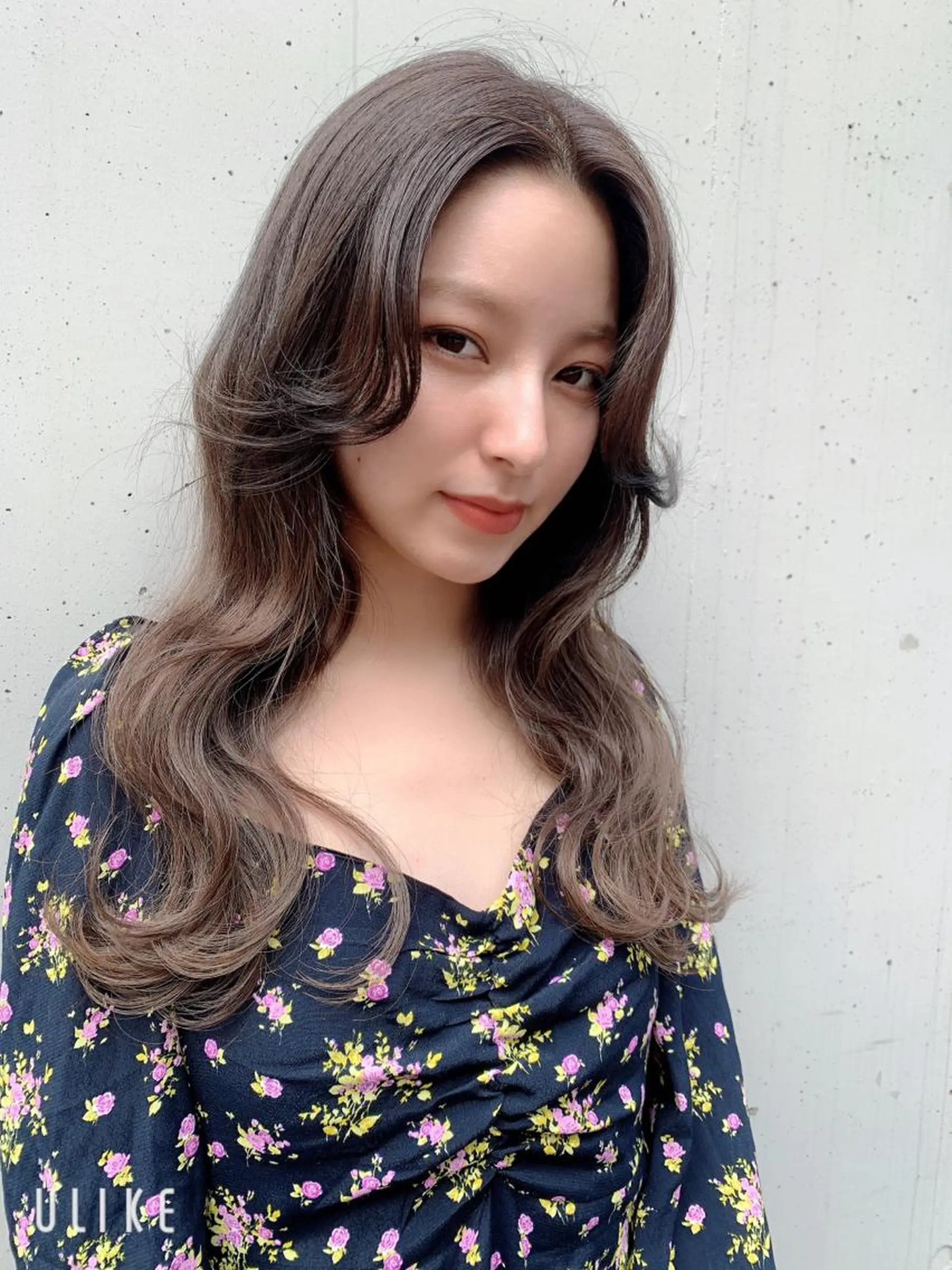 ミディアム カラー 透明感/オリーブ/ グレージュ/YUKAのヘアスタイル