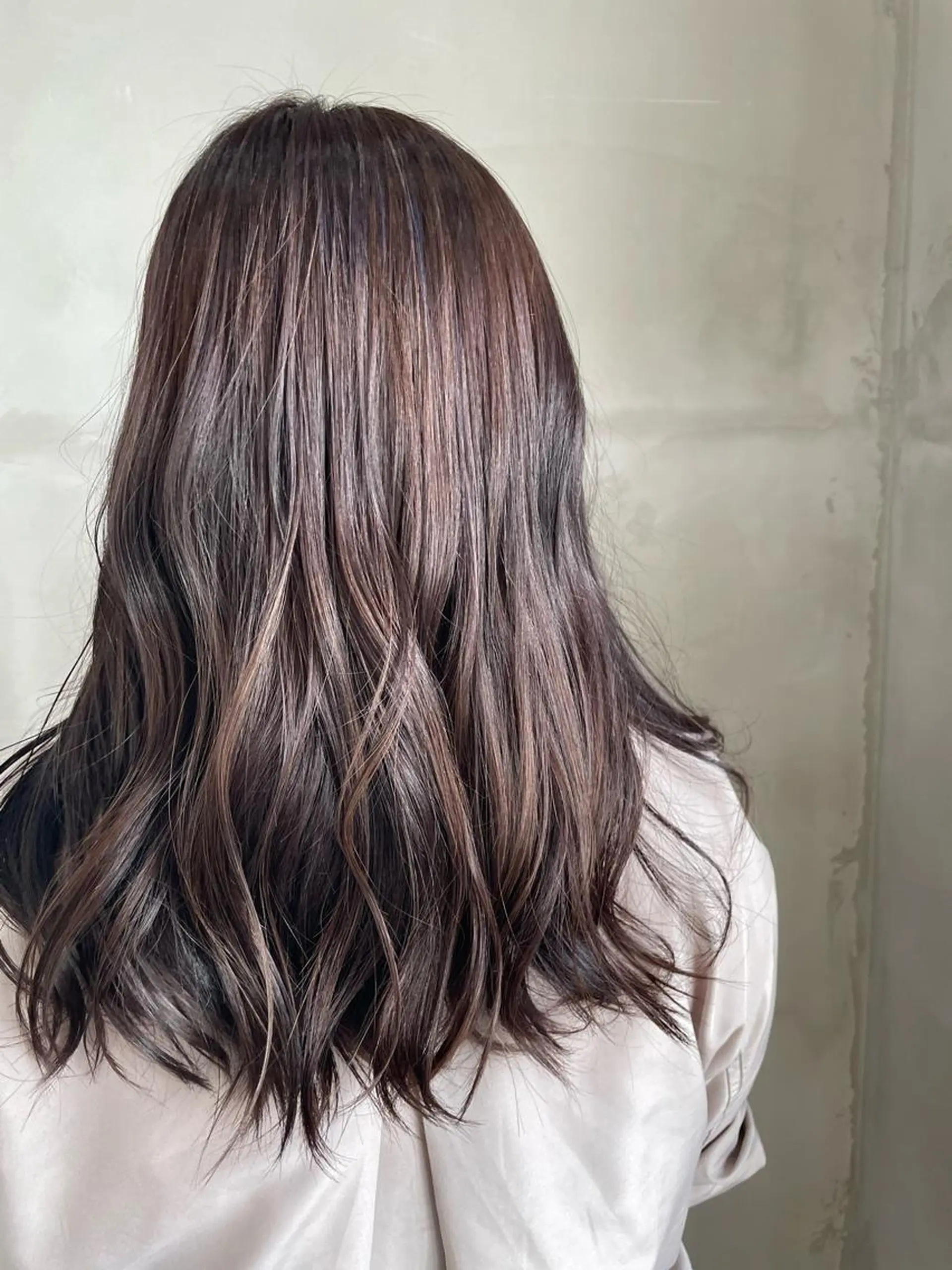 カラー ヘアカラー 益 佑夏のヘアスタイル