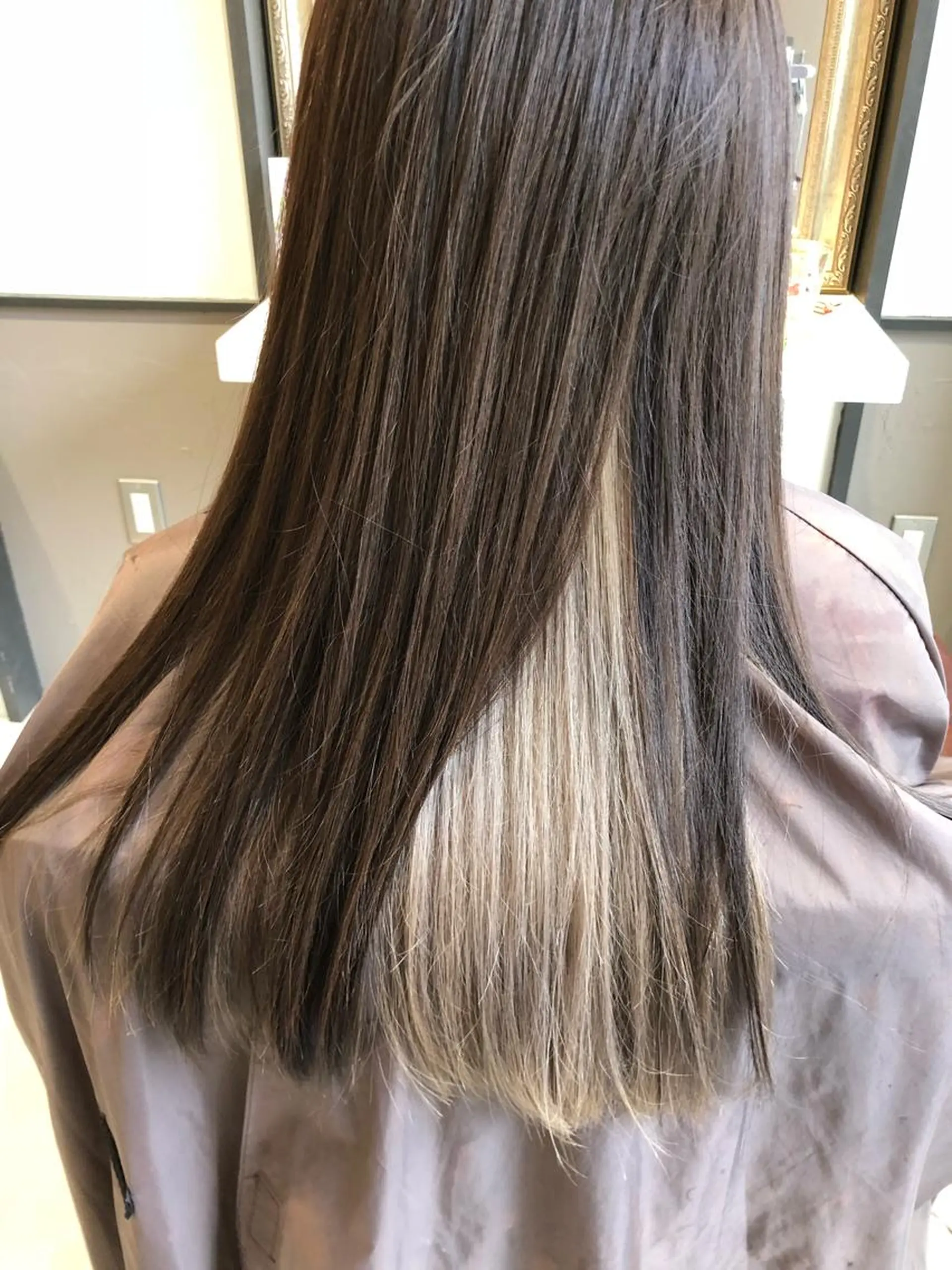 ロング カラー ブリーチ ケアブリーチ インナーカラー シルバー ホワイトシルバー ヘアカラー トリートメント wavi hair所属・後藤 ユウキ/髪質改善🫧のヘアスタイル