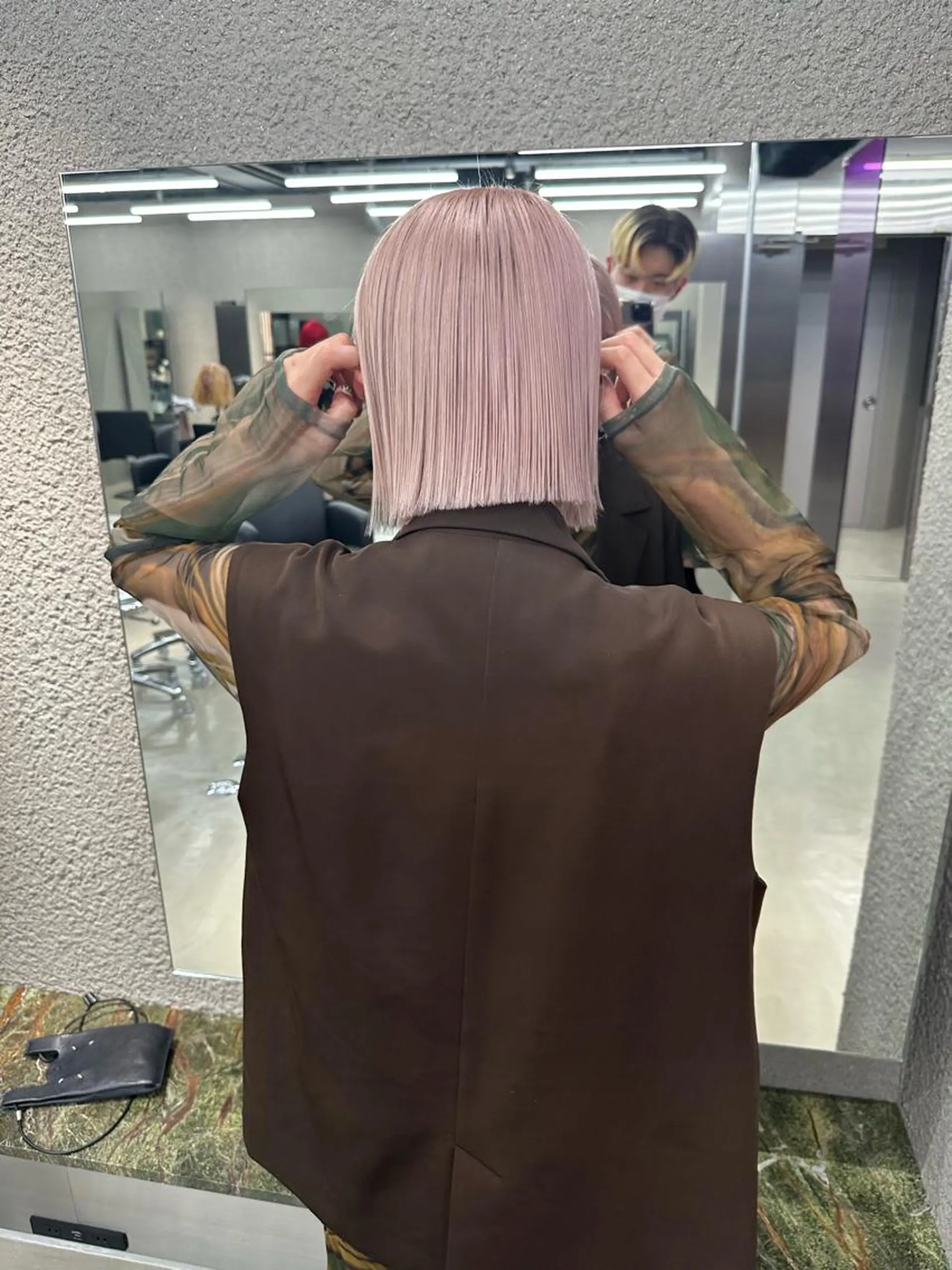 ミディアム カラー ピンクカラー ボブ カット ヘアカラー トリートメント 鈴木/ミルクティー/ ブリーチ/ボブ/のヘアスタイル