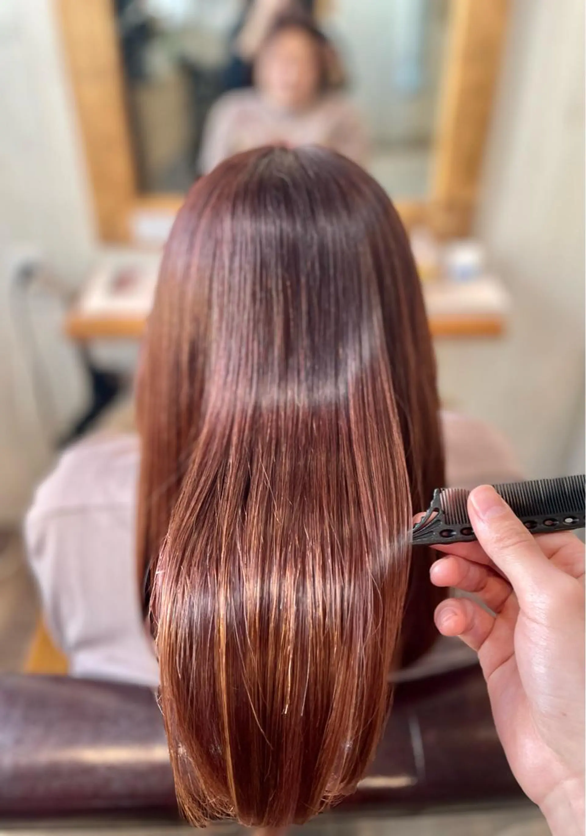 セミロング カット ヘアカラー トリートメント 小阪 将司のヘアスタイル