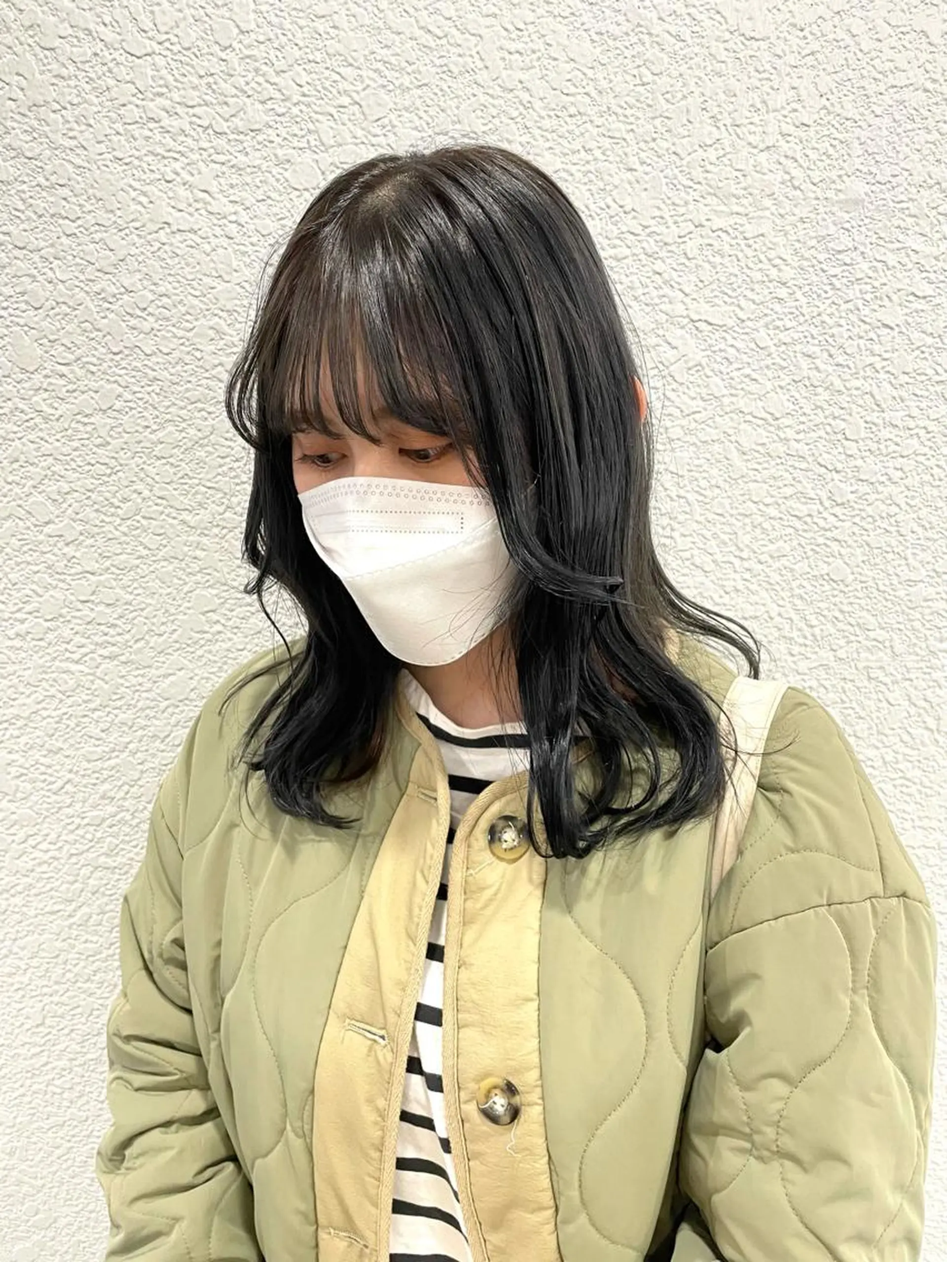 ミディアム 渋谷 留菜のヘアスタイル