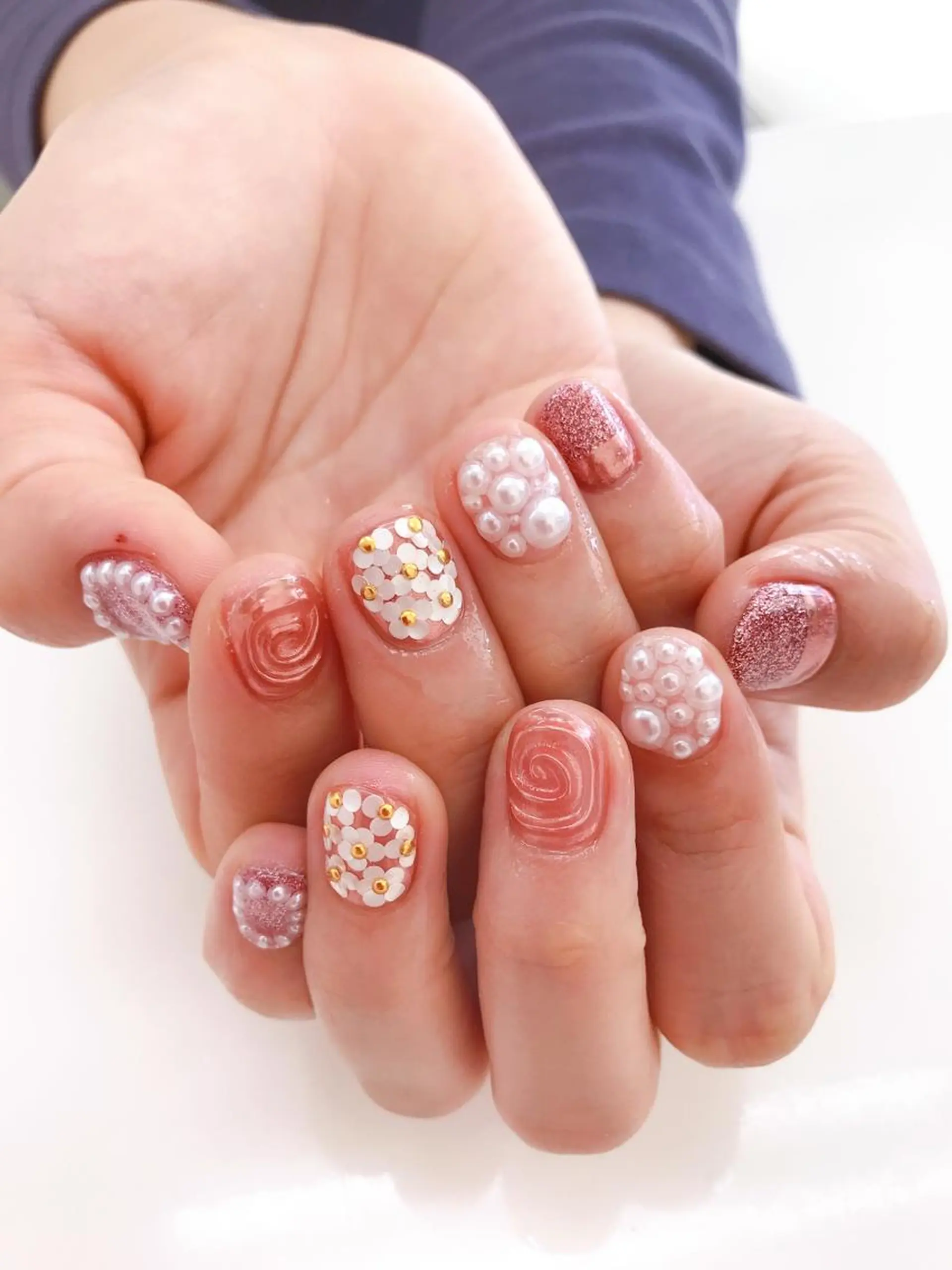 ネイル ハンドネイル Hisaka Mikiのネイルデザイン