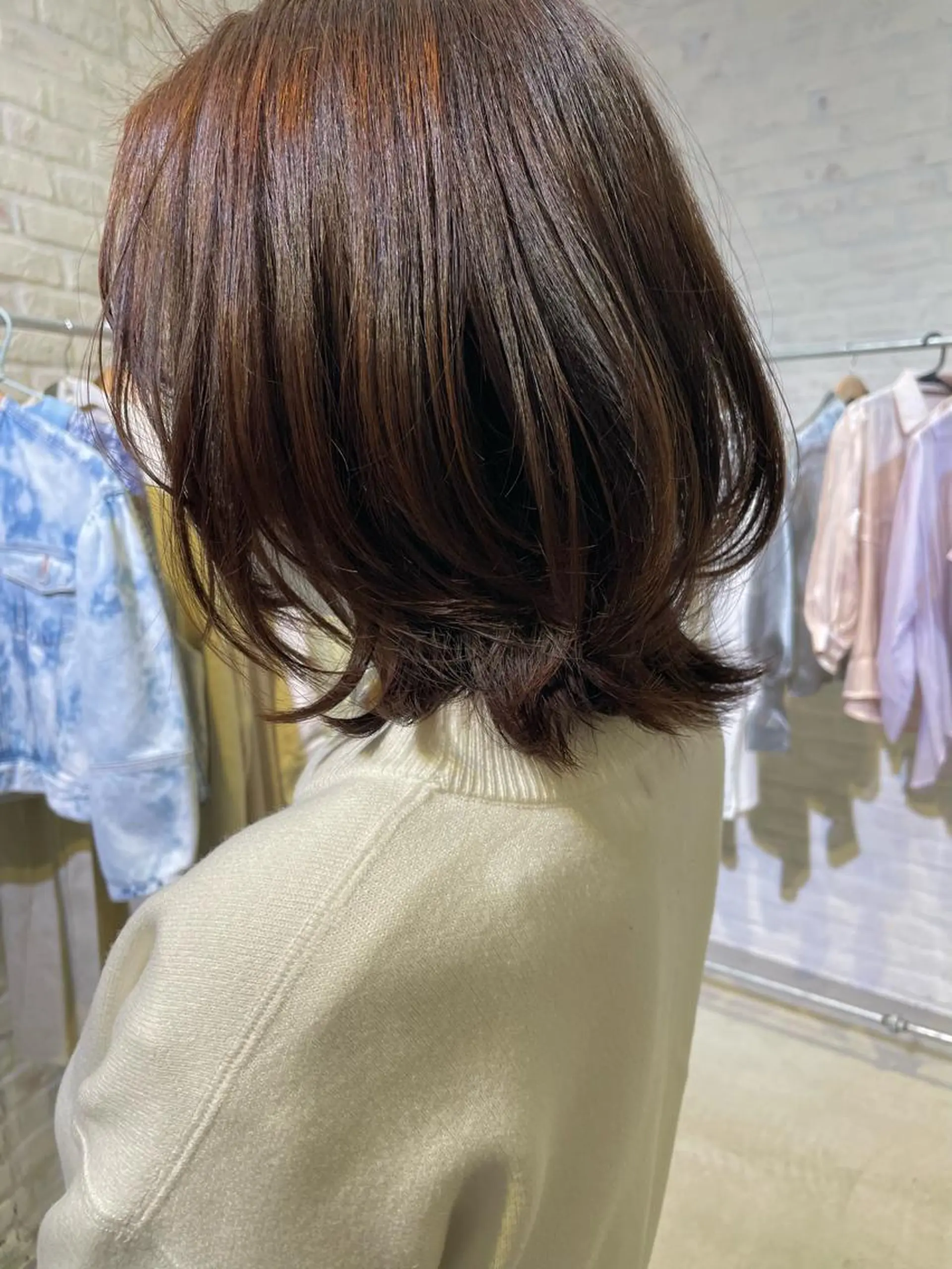 ミディアム レイヤーカット カット ヘアカラー 🌈トップデザイナー 金沢駅近nanamiのヘアスタイル