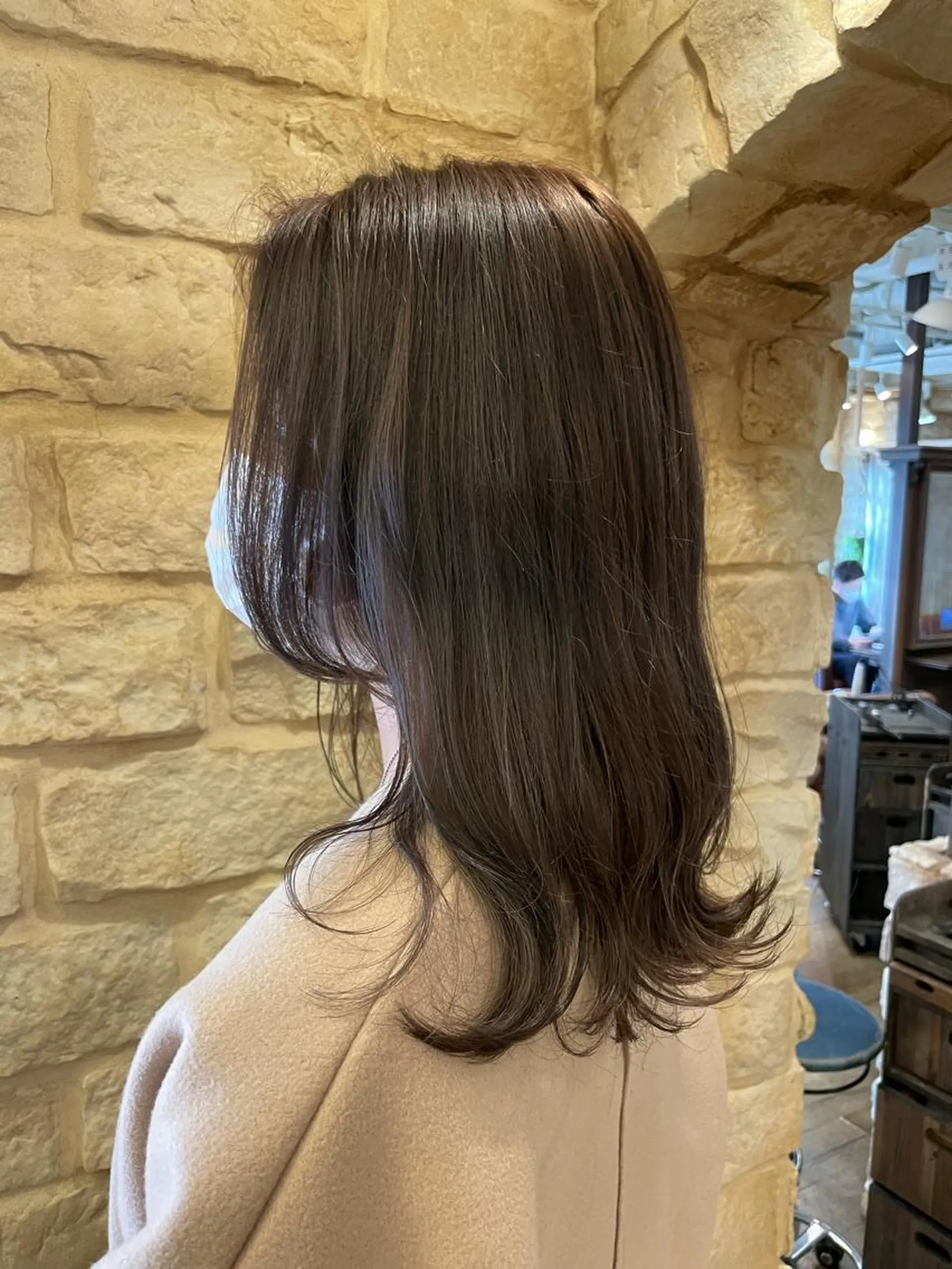 セミロング カラー 星野 茉由のヘアスタイル