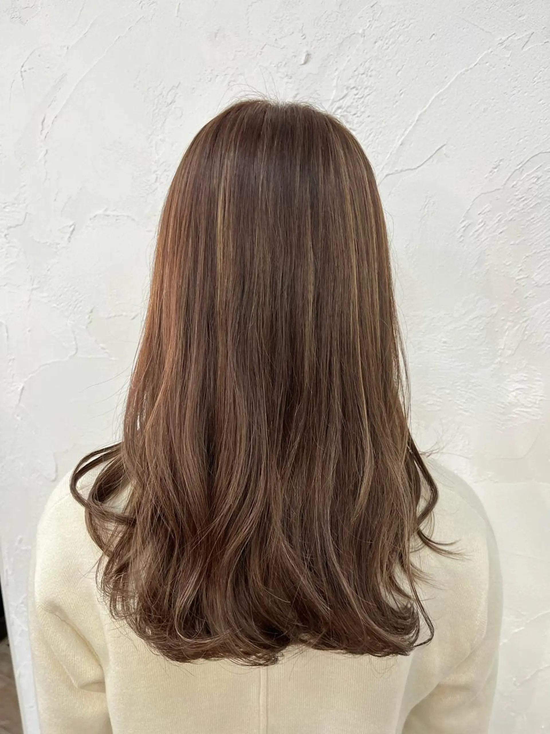 セミロング カラー ハイライトカラー ハイライト YUZUKI/艶カラ ー/丸みショートのヘアスタイル