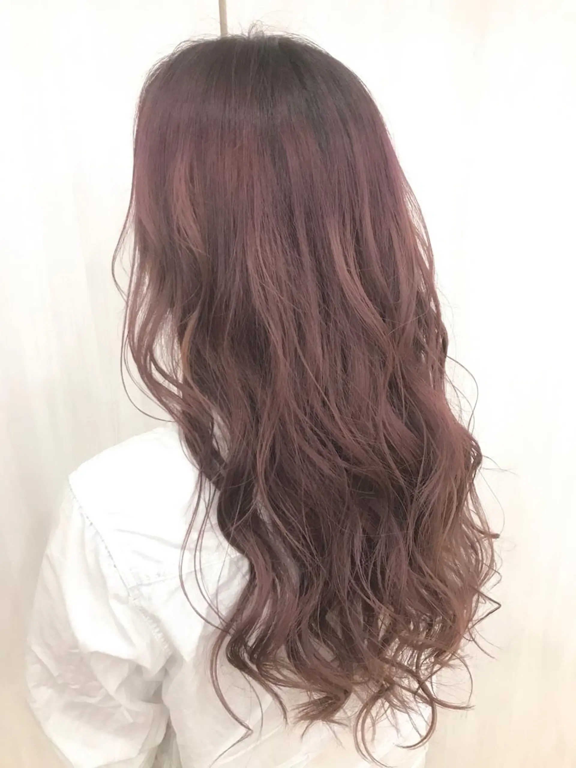 ロング カラー ヘアアレンジ グラデーションカラー ピンクカラー バイオレットカラー バイオレットピンク replica上大岡所属・松井 敬太郎のヘアスタイル