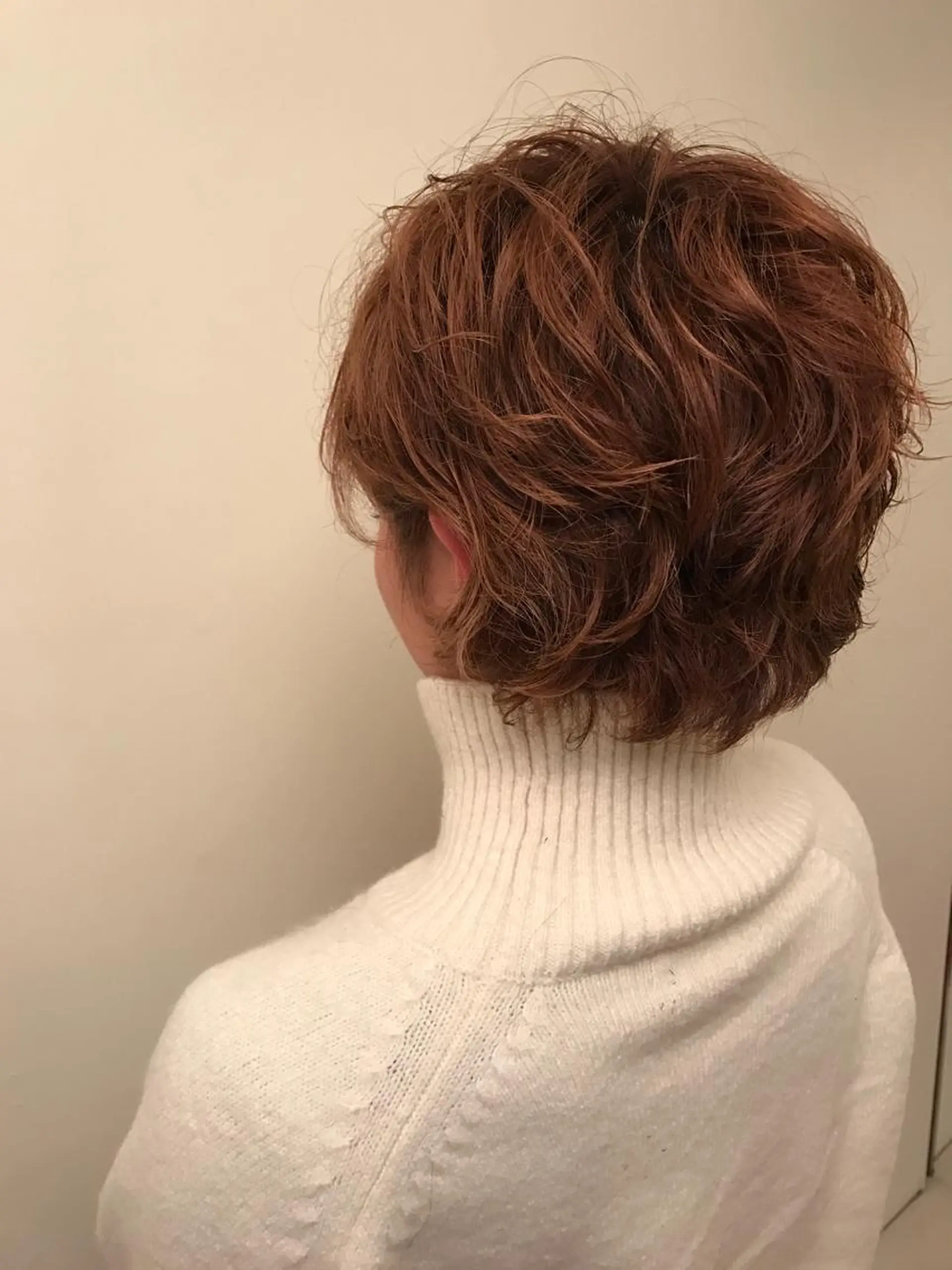 パーマ 三田 豪のヘアスタイル