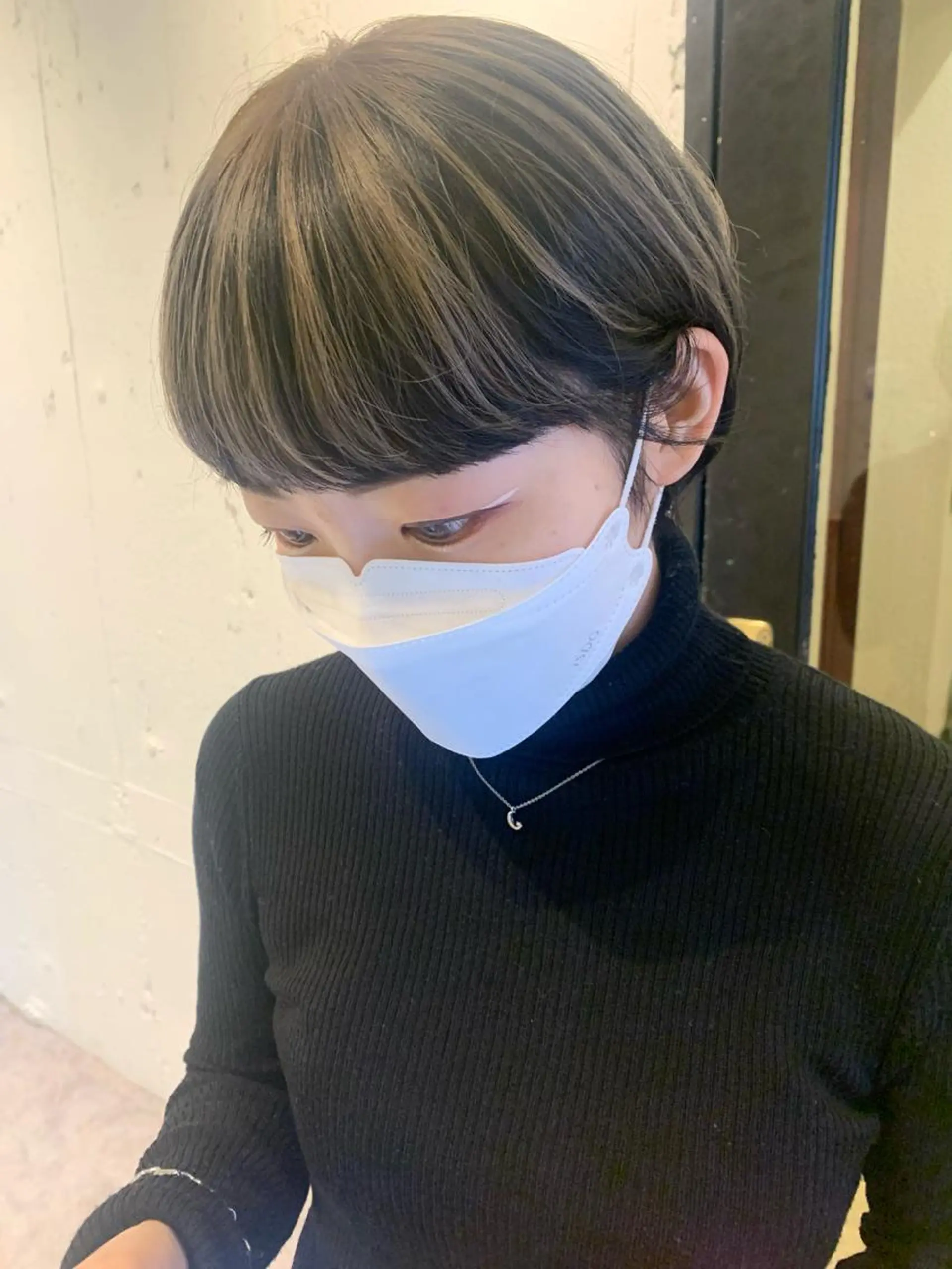 ショート カラー Fuuu《フゥ》所属・シノザキ シンゴのヘアスタイル