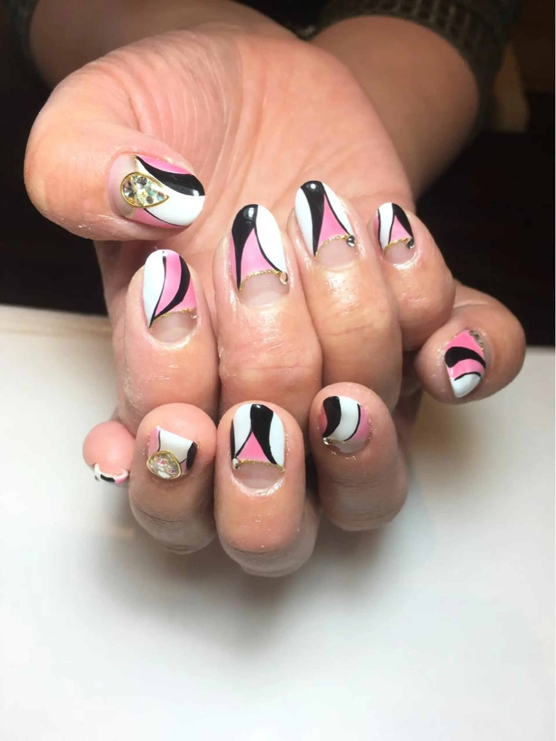 ネイル Li'leaNail AINAのネイルデザイン