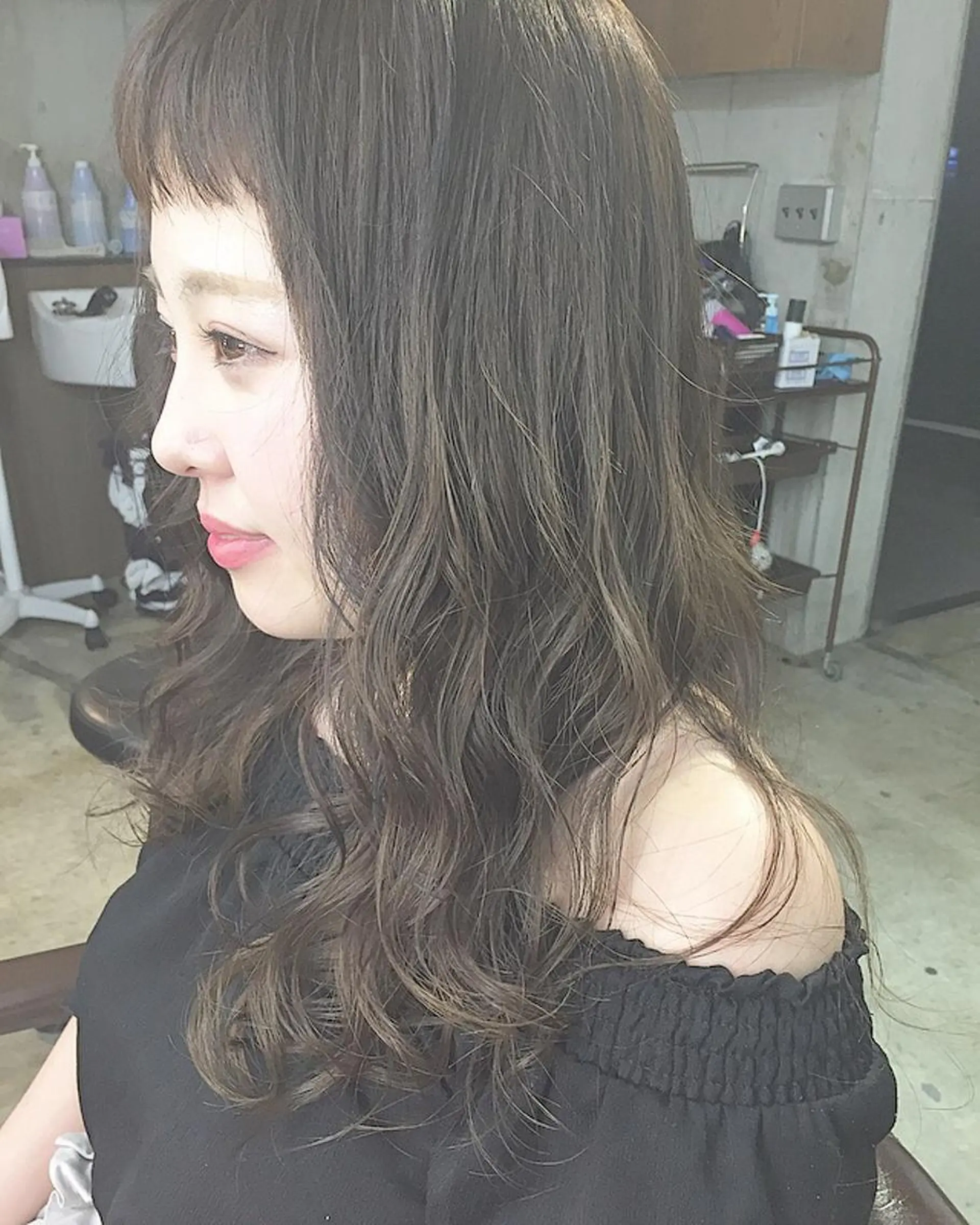 セミロング カラー パーマ ヘアアレンジ メンズ キッズ ネイル マツエク・マツパ メンズブリーチ メンズハイライト メンズインナーカラー ブリーチ グラデーションカラー 韓国風×透明感カラー 髪質改善オタベシンヤのヘアスタイル