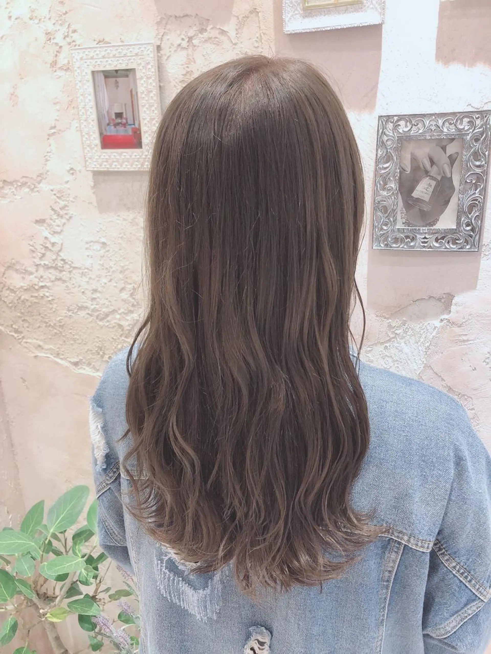 セミロング アッシュ カット ヘアカラー トリートメント 代表山口ひな 髪質改善のプロのヘアスタイル