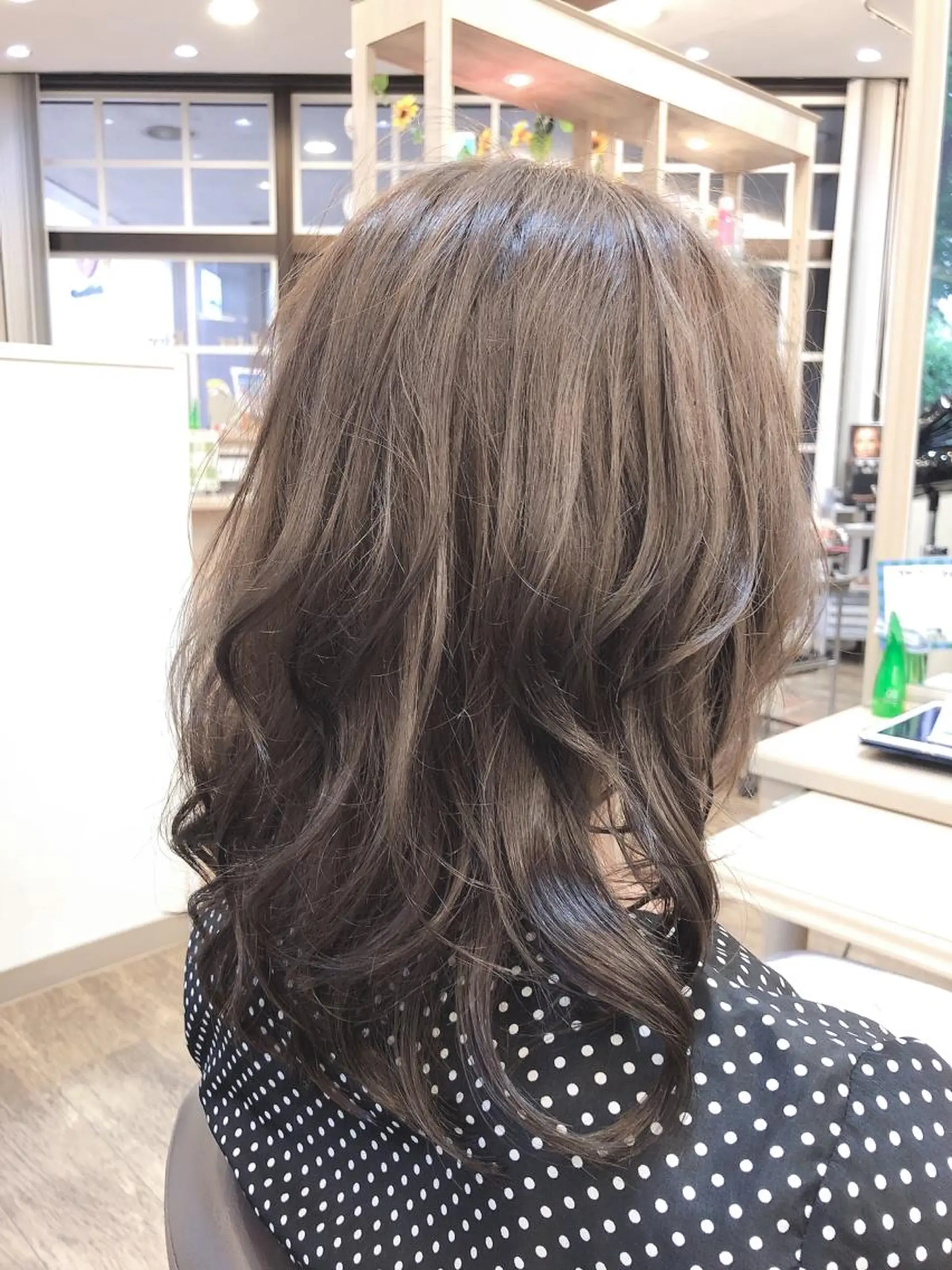 セミロング カラー アディクシーカラー グレージュ 尚平 40代からの 髪質改善専門のその他イメージ